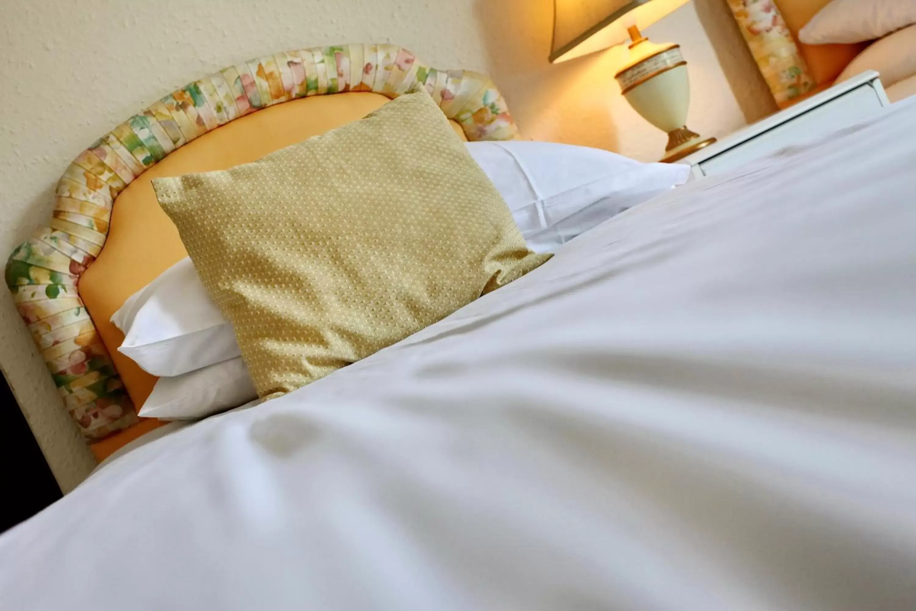 Decorative detail, Bed in The Potters Arms