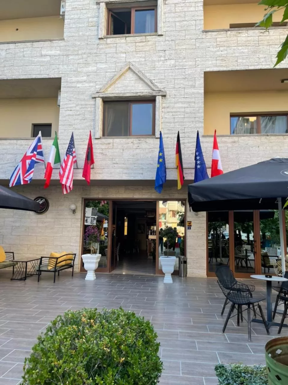 Hotel Ambasador Garden