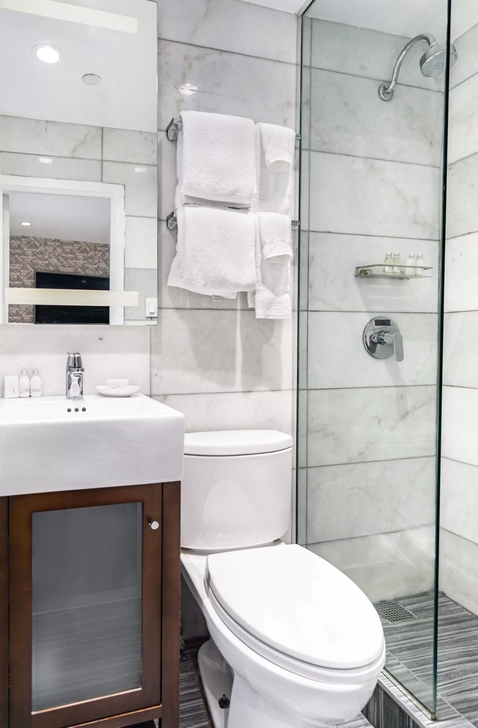 Bathroom in The Gallivant Times Square