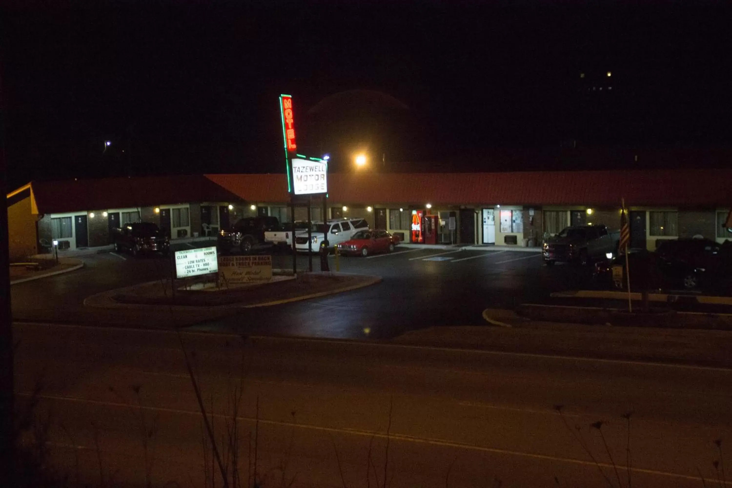 Street view in Tazewell Motor Lodge
