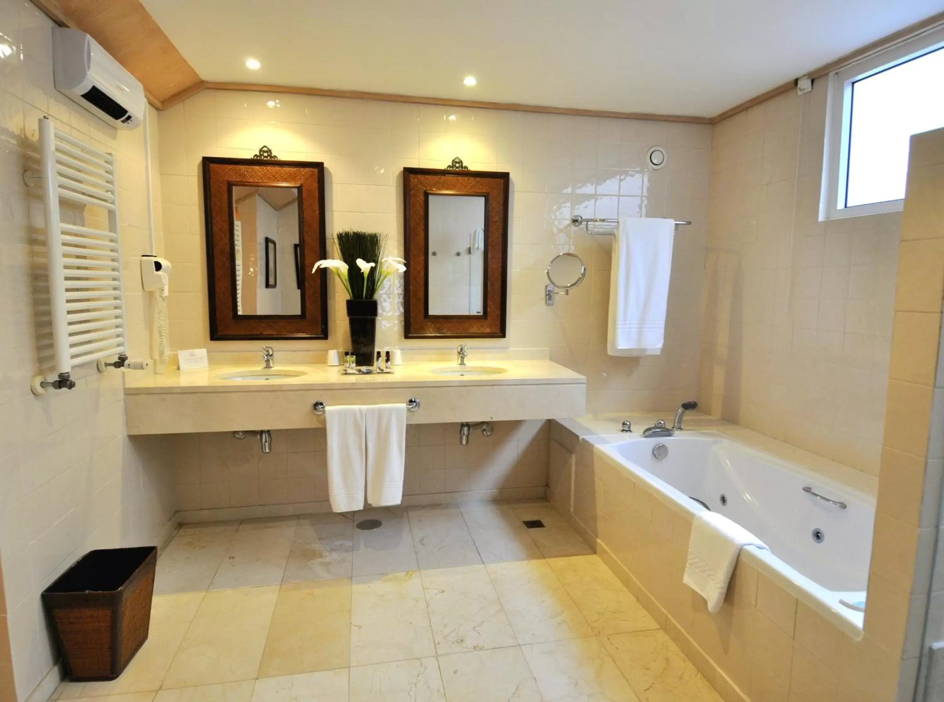 Property building in Pateo dos Solares Charm Hotel Property building in Pateo dos Solares Charm Hotel