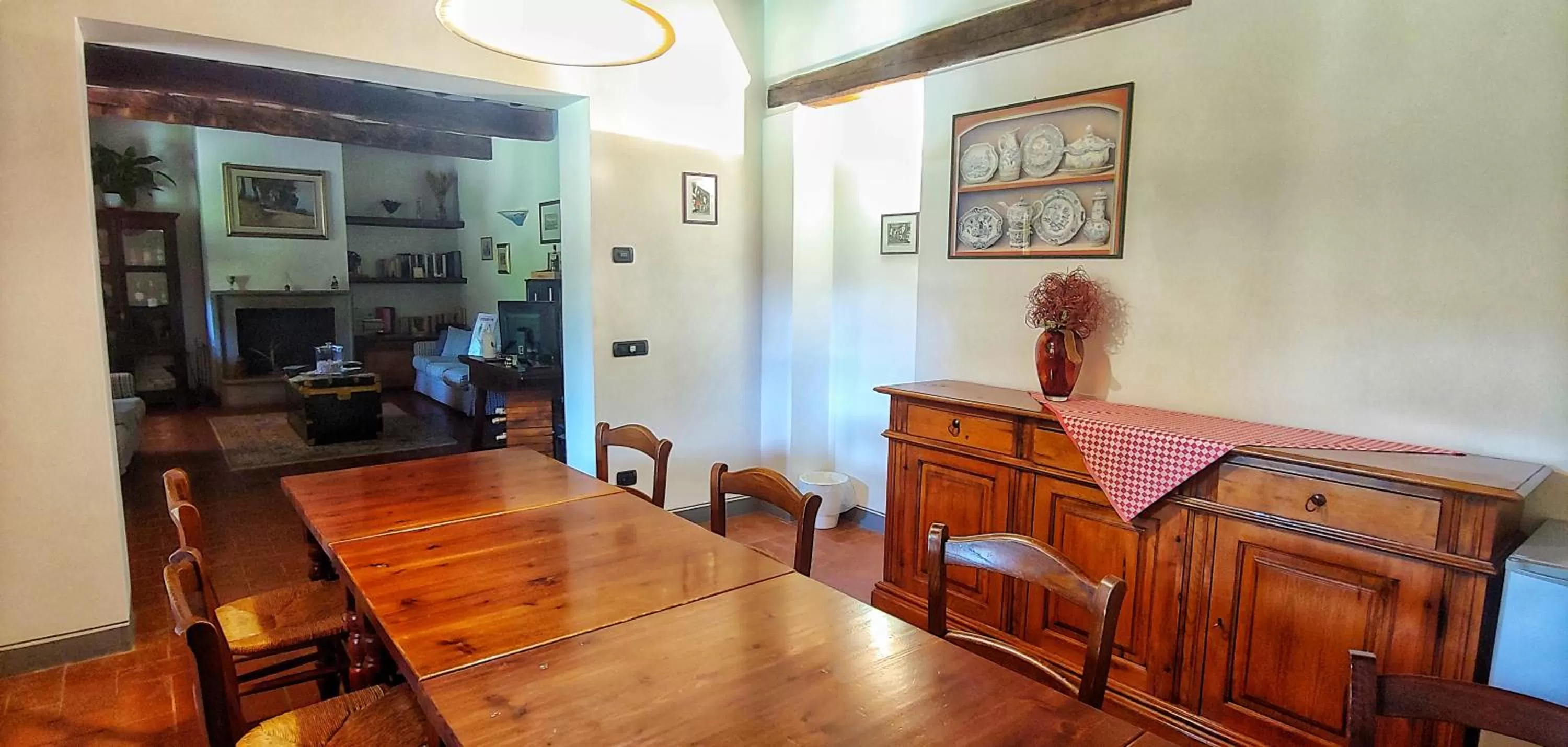 Dining area in Torrebianca Tuscany