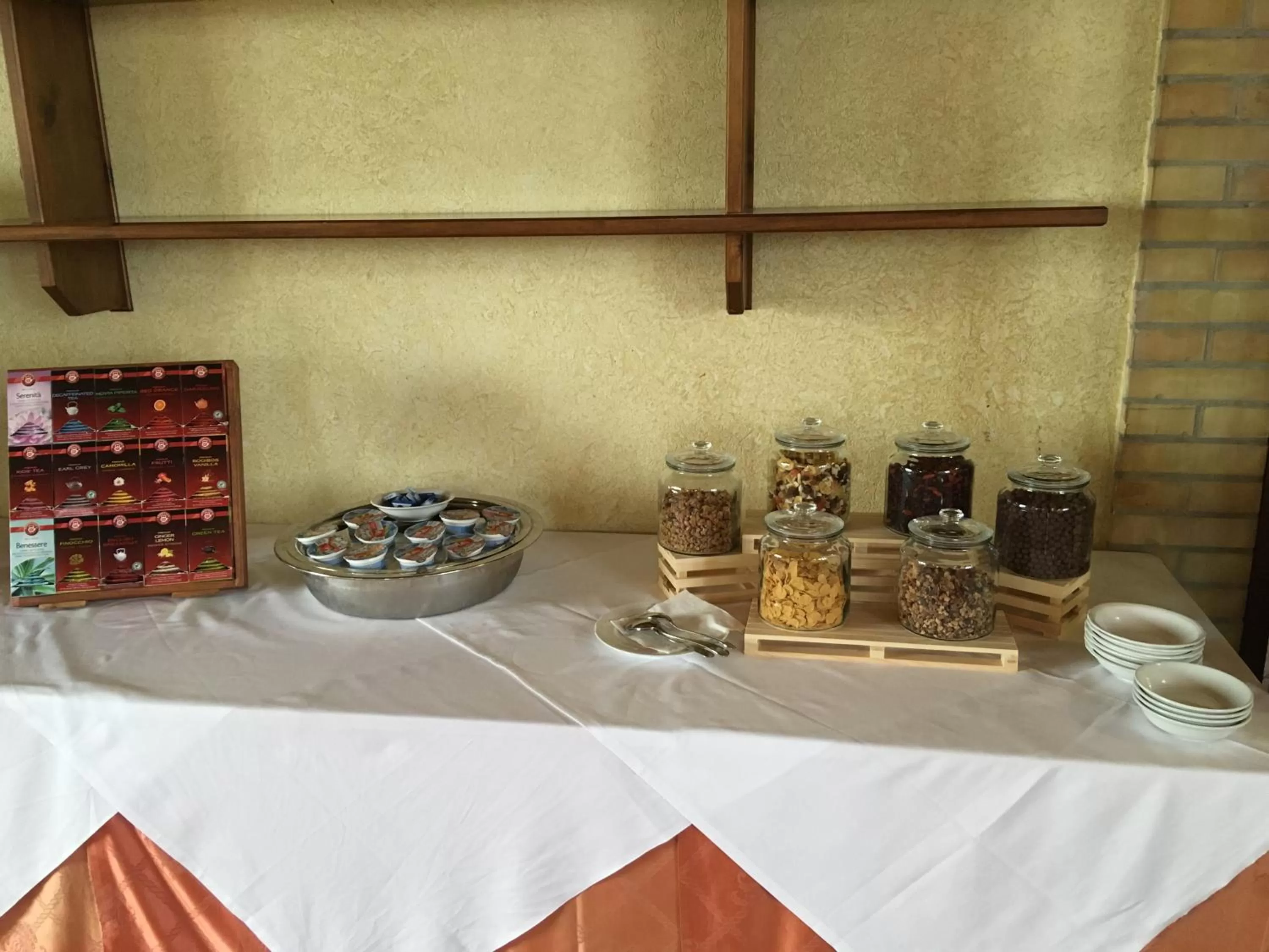 Breakfast, Kitchen/Kitchenette in Fattoria Cerreto
