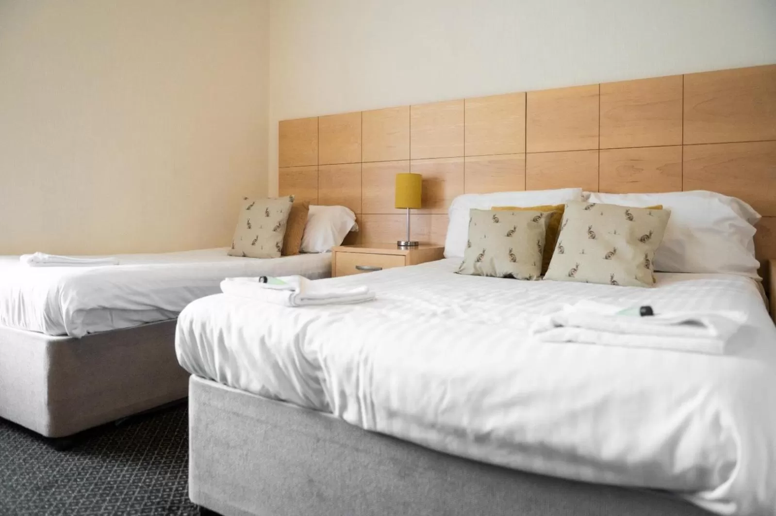 Bedroom, Bed in Brooklands Lodge