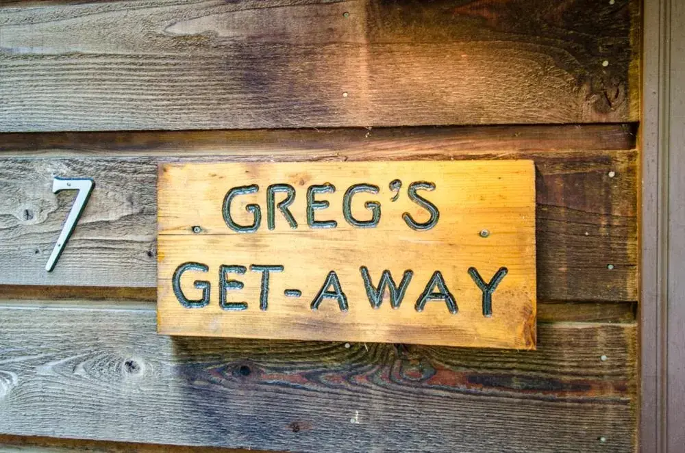 Two-Bedroom House in Asheville Cabins of Willow Winds Two-Bedroom House in Asheville Cabins of Willow Winds