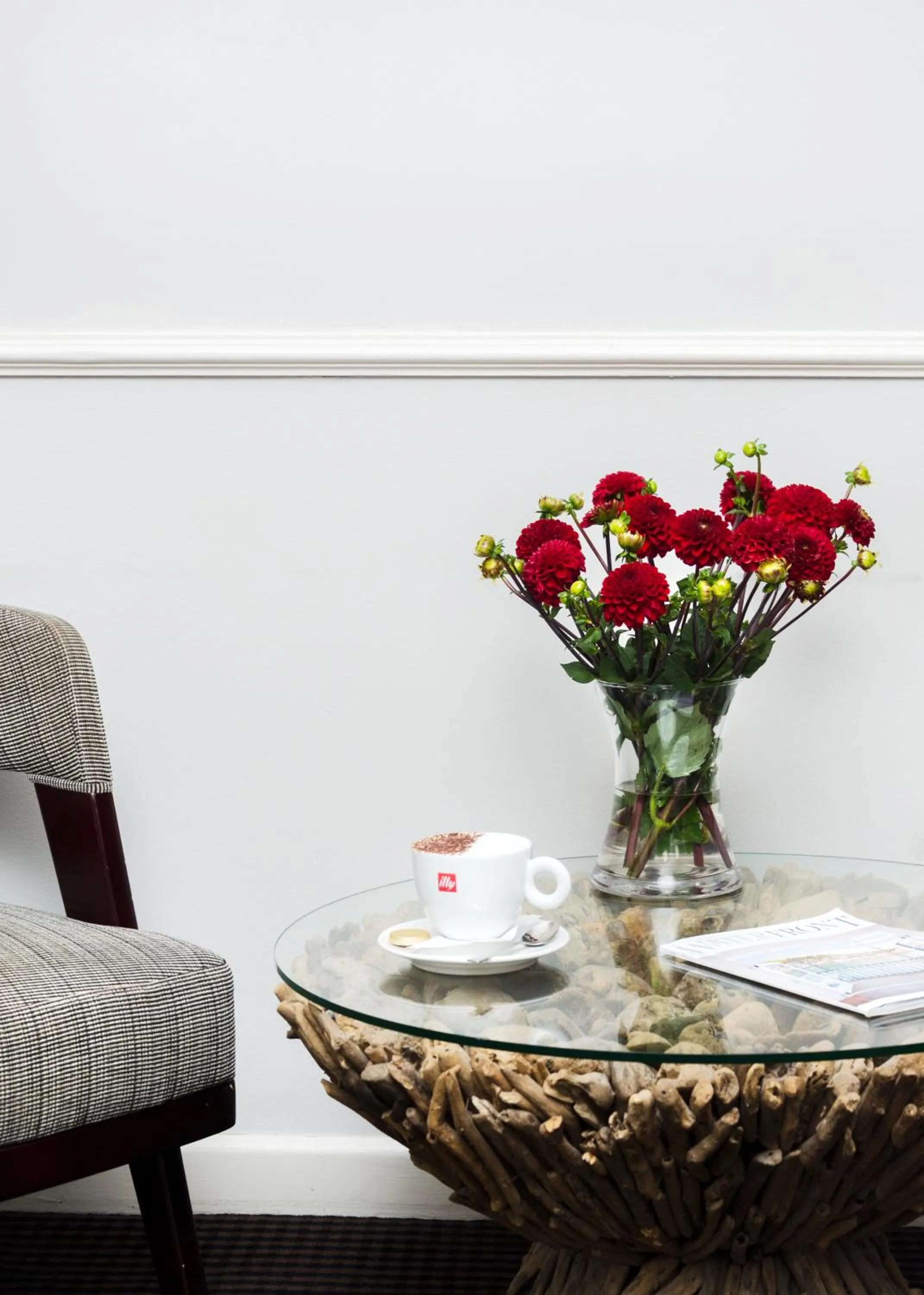 Time of day in Beachcombers Hotel