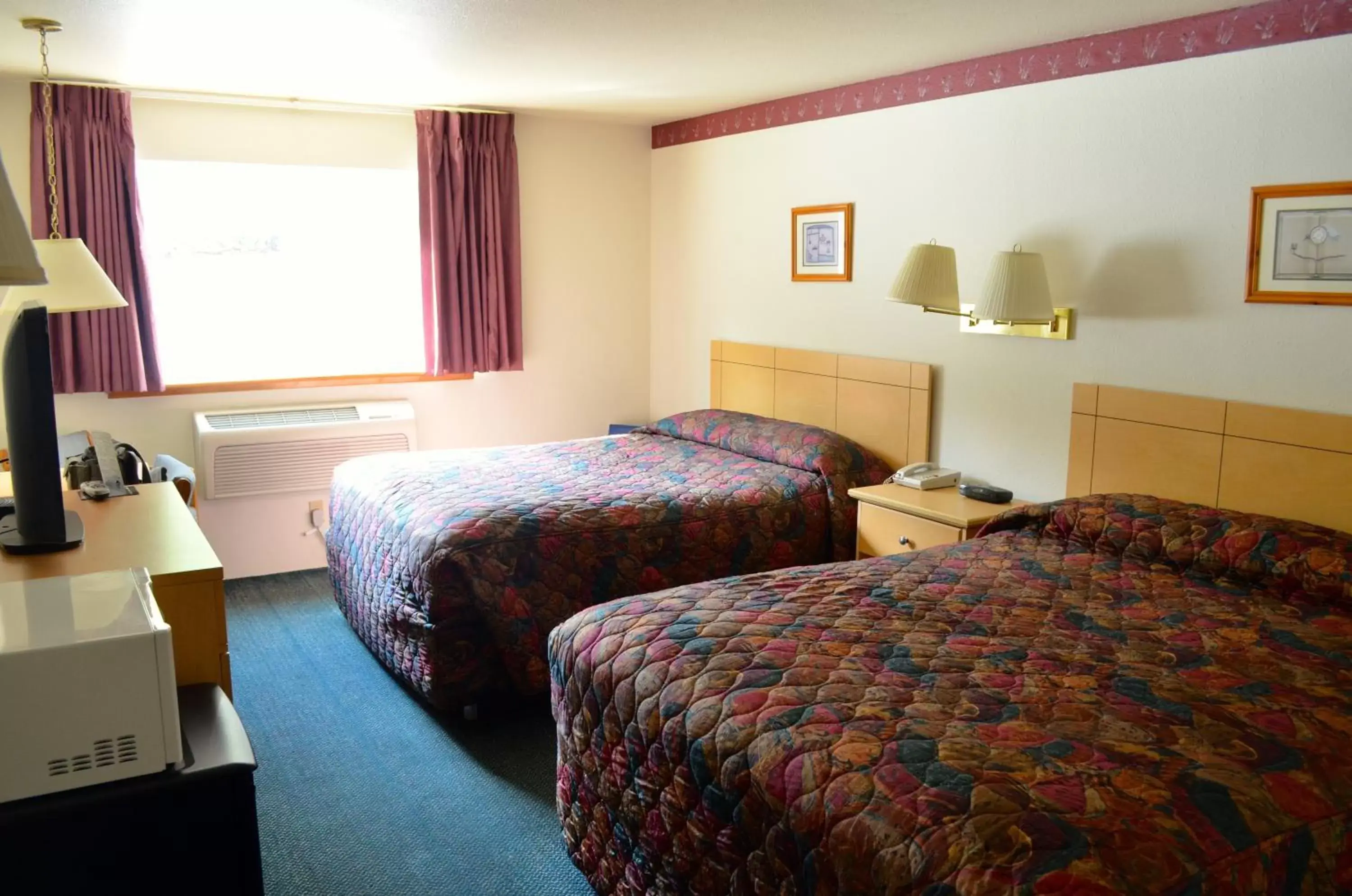 Bedroom, Bed in Bellingham Lodge