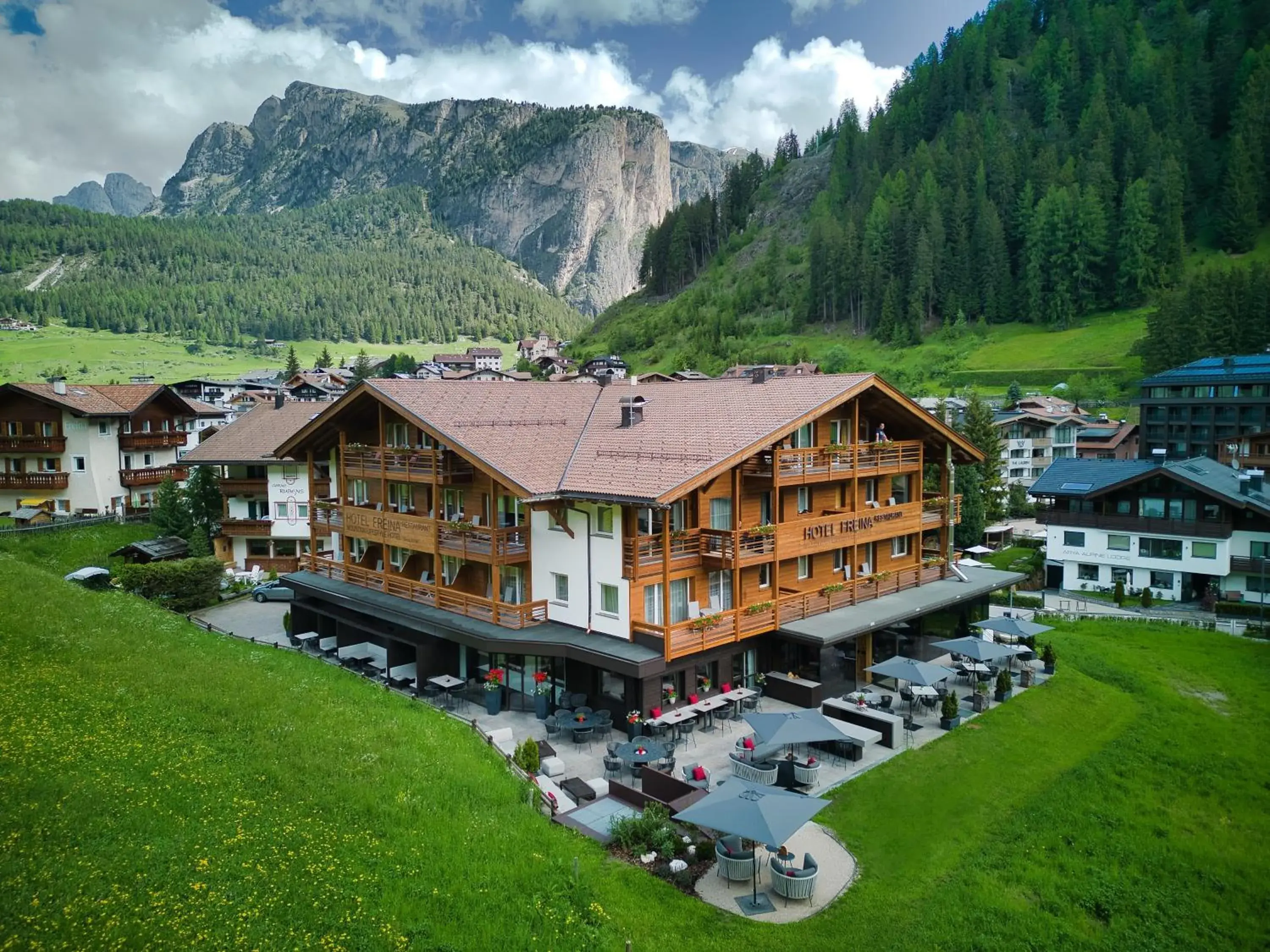 Garden view, Bird's-eye View in Hotel Freina