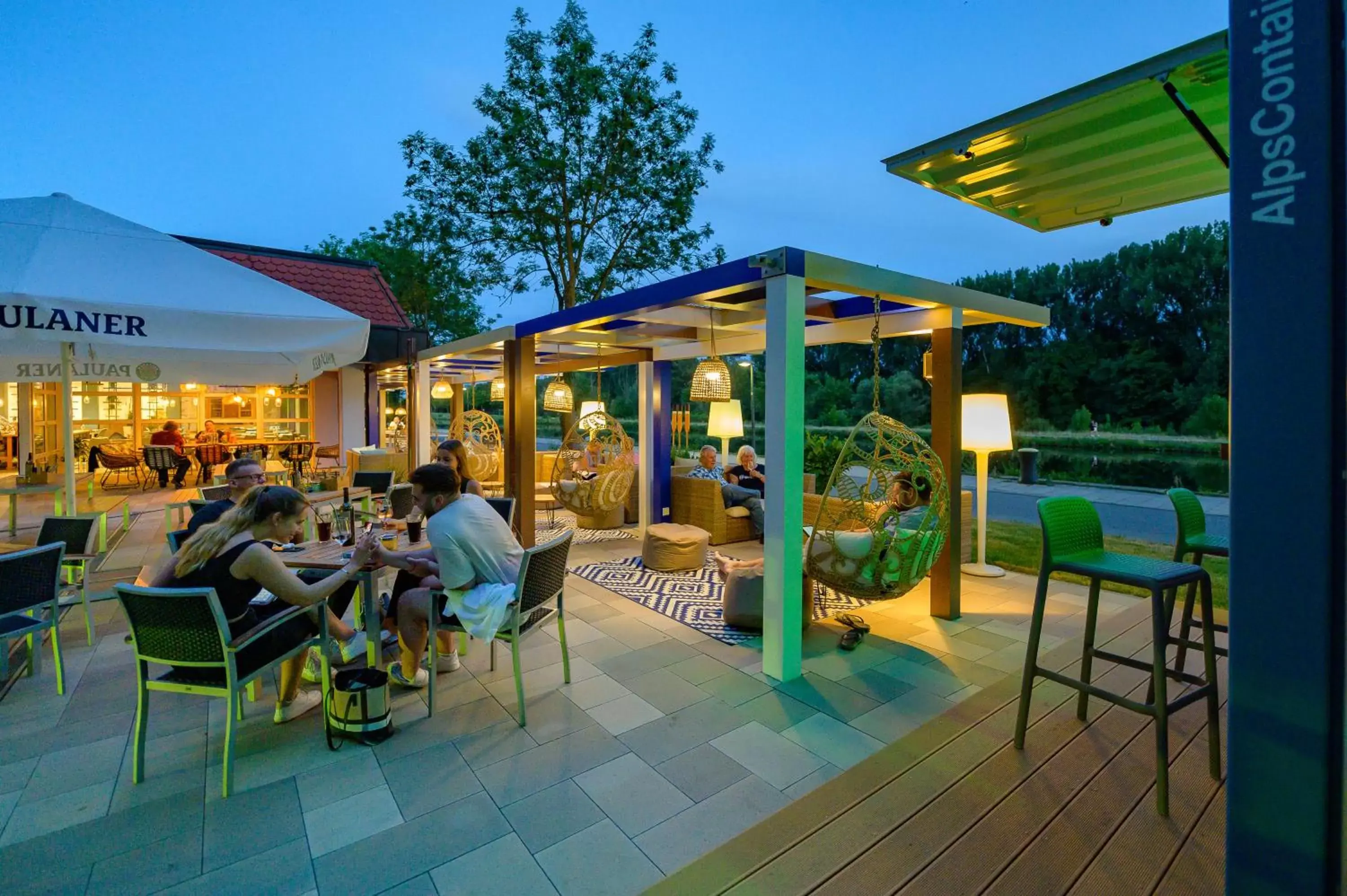 Restaurant/places to eat in Ibis Styles Regensburg