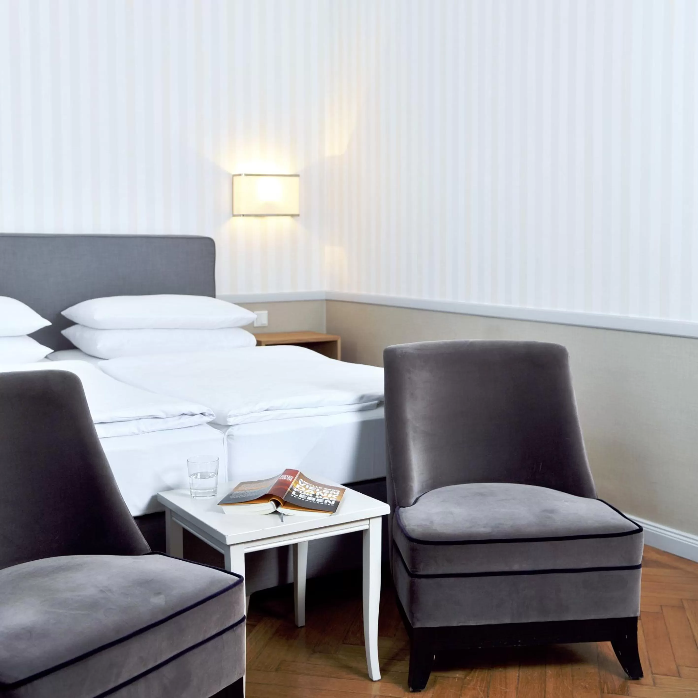 Bed in Hotel Kärntnerhof