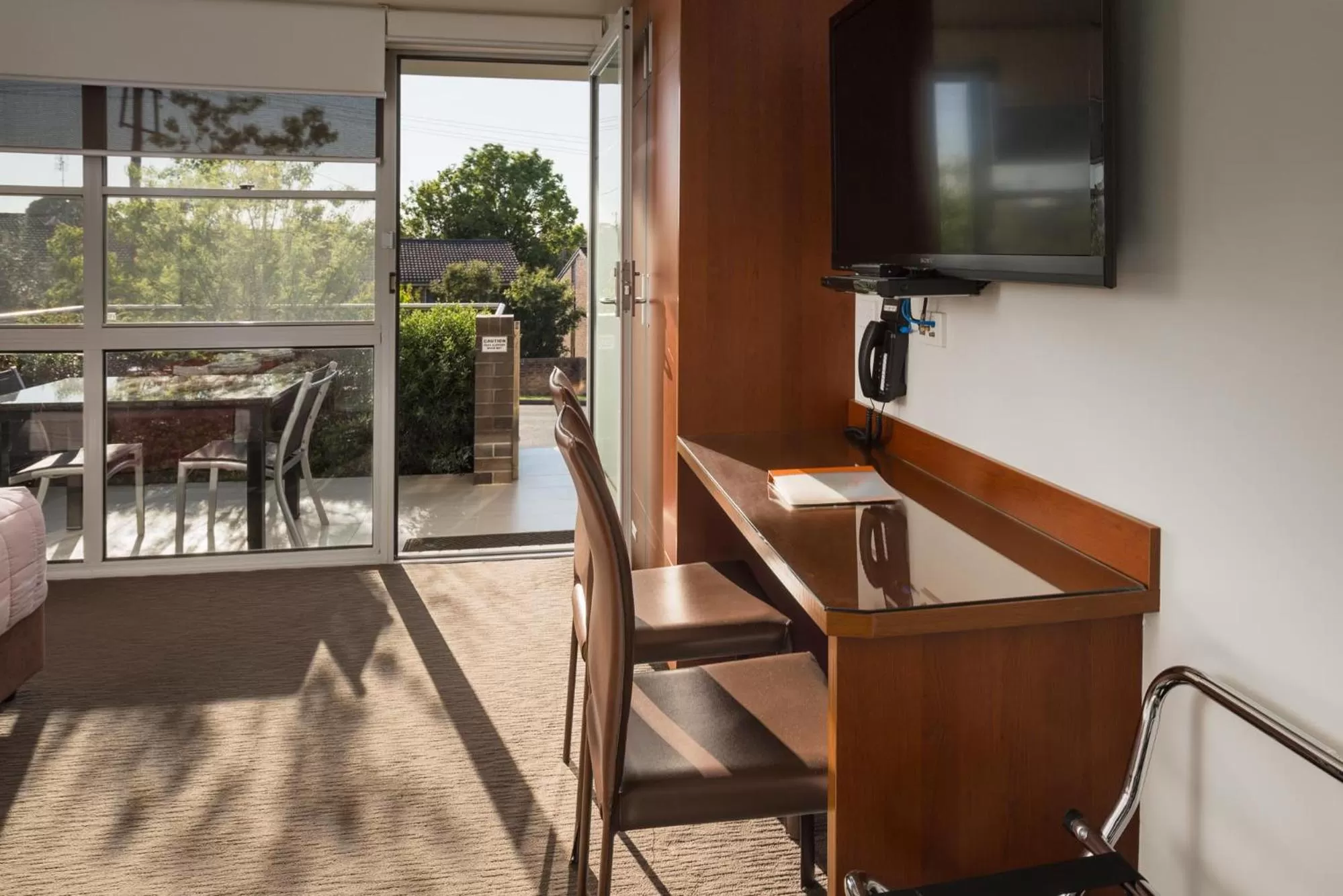 TV and multimedia in Charlestown Executive Apartments