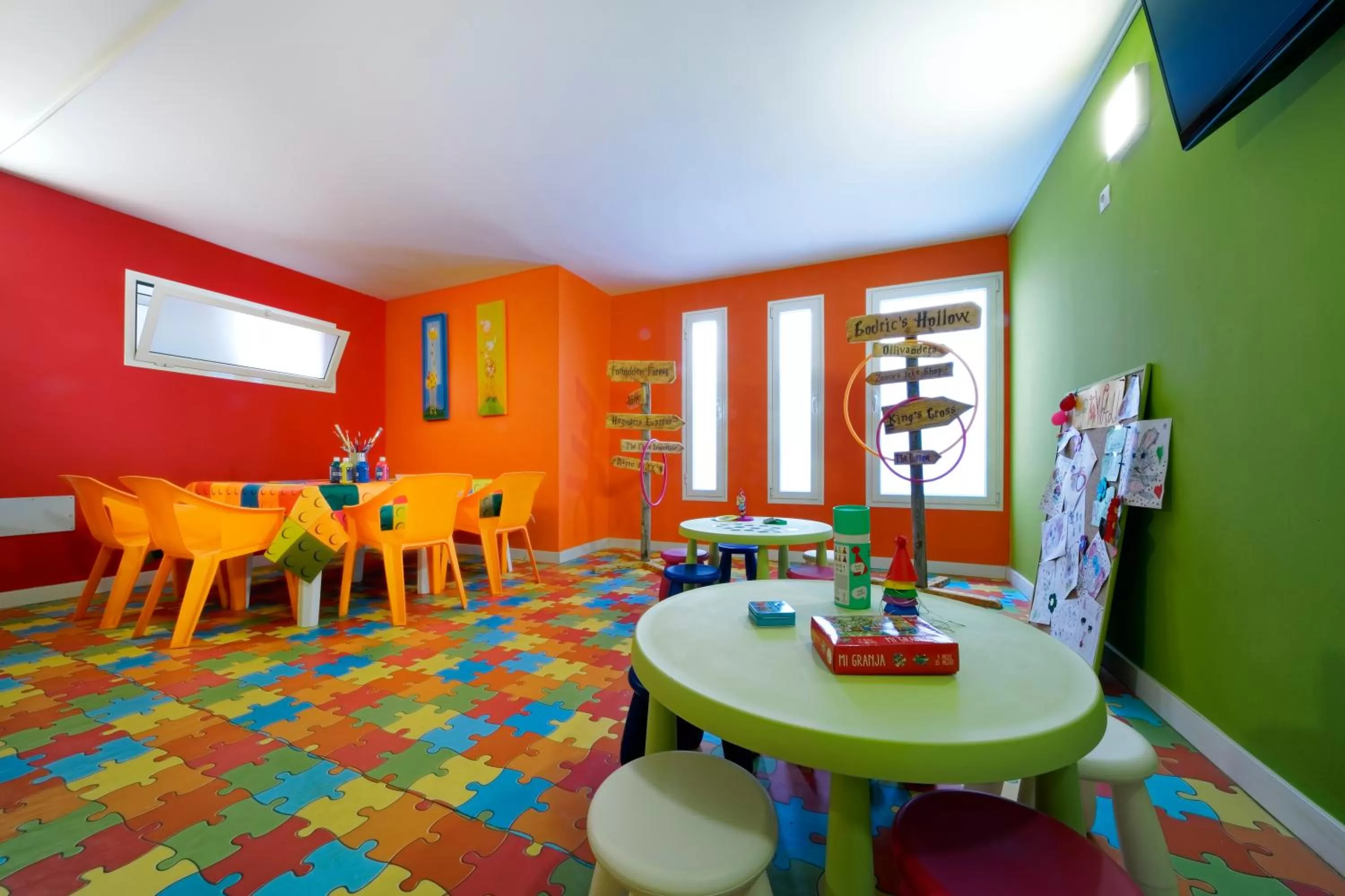 Game Room in Aqua Suites