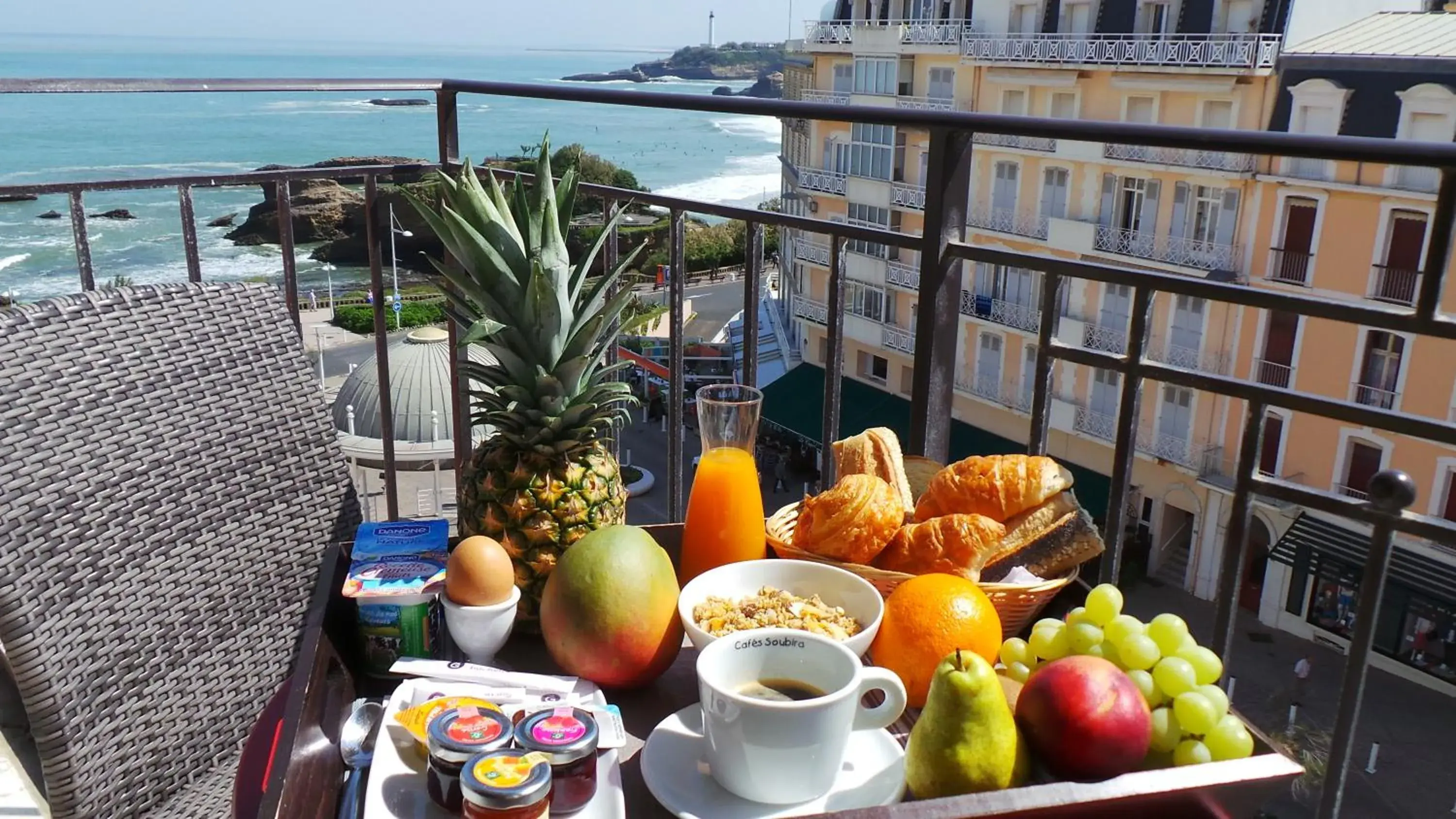 Balcony/Terrace in Hôtel Florida