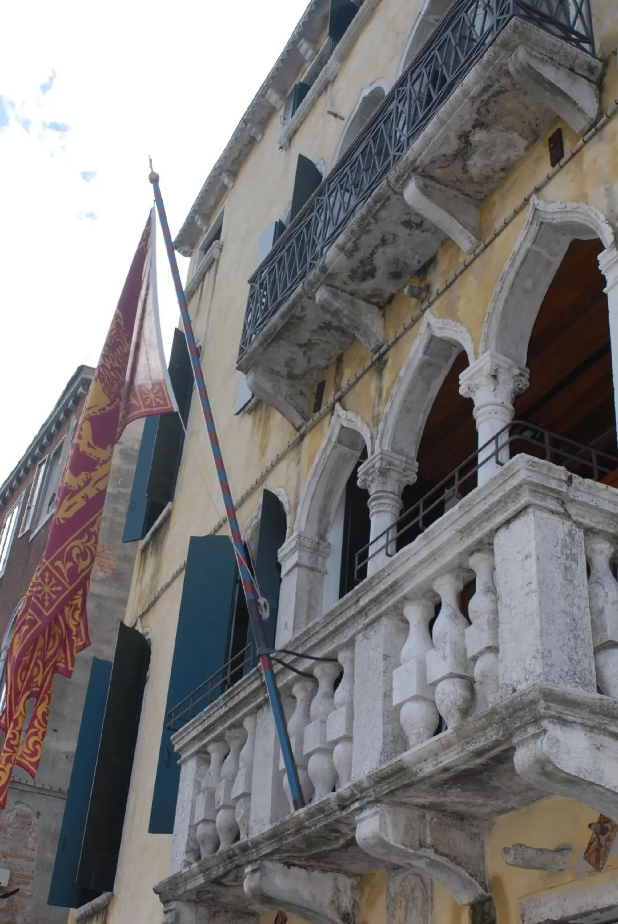 Facade/entrance in Palazzo Cendon Piano Antico