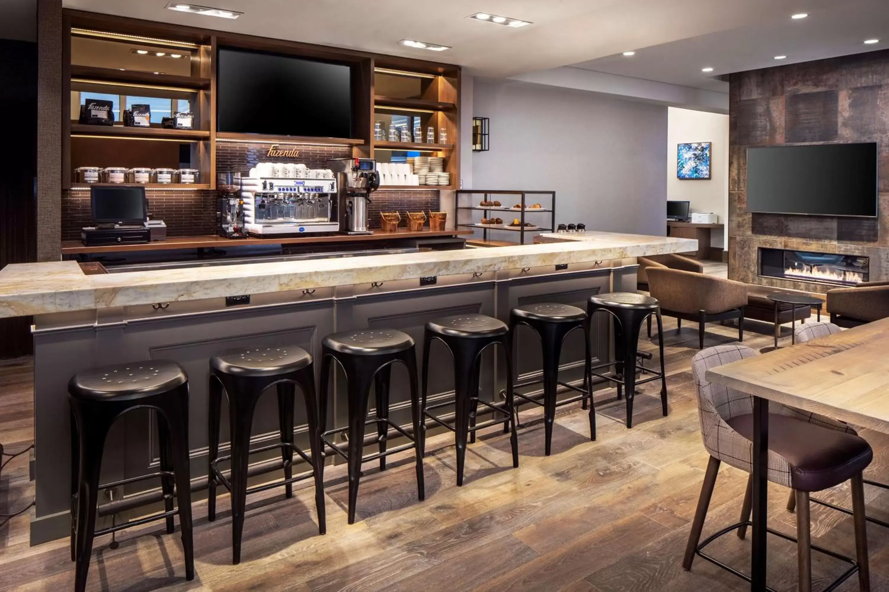 Lounge or bar in Hyatt Centric Faneuil Hall Boston Lounge or bar in Hyatt Centric Faneuil Hall Boston