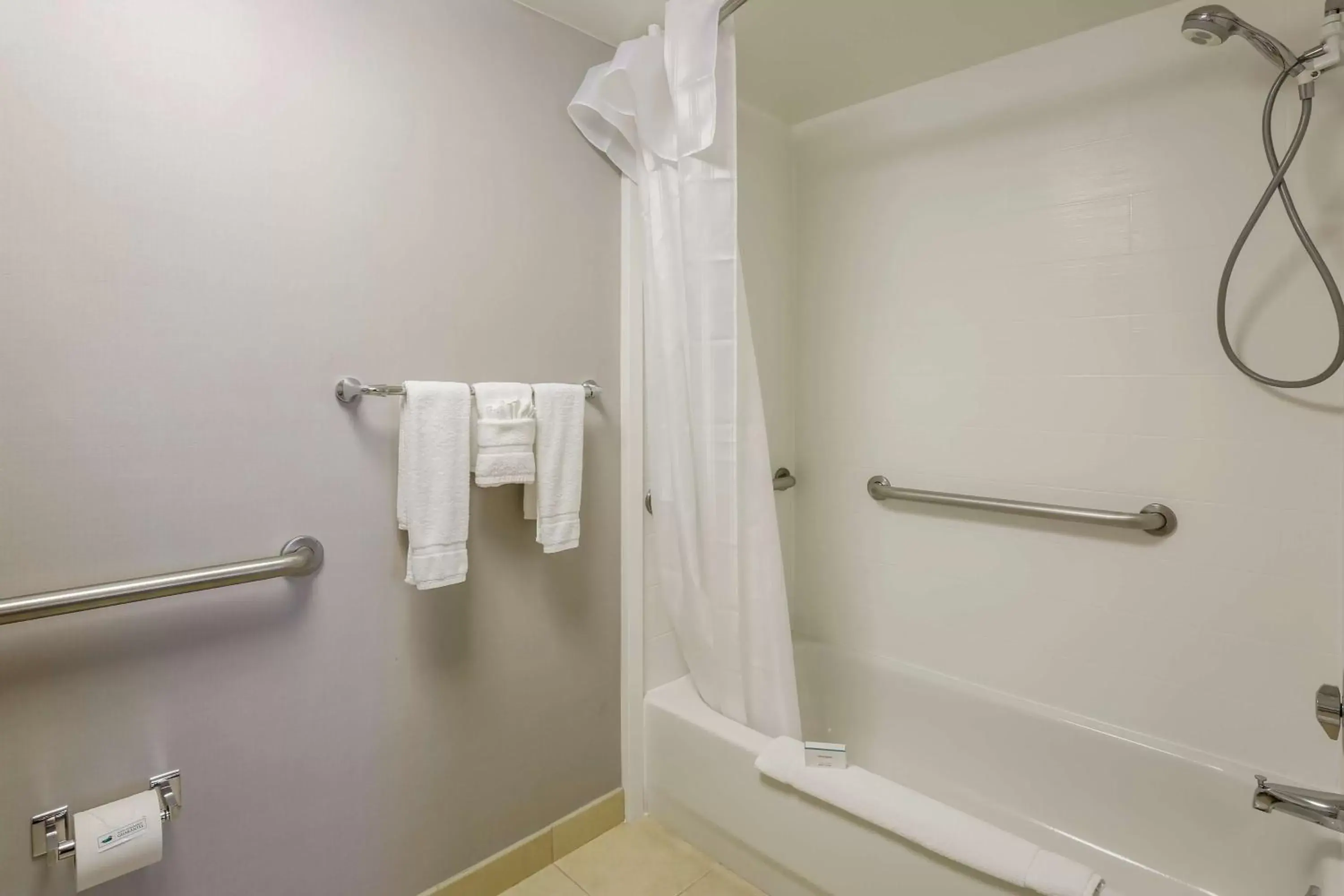 Bathroom in Homewood Suites by Hilton Ft. Worth-North at Fossil Creek