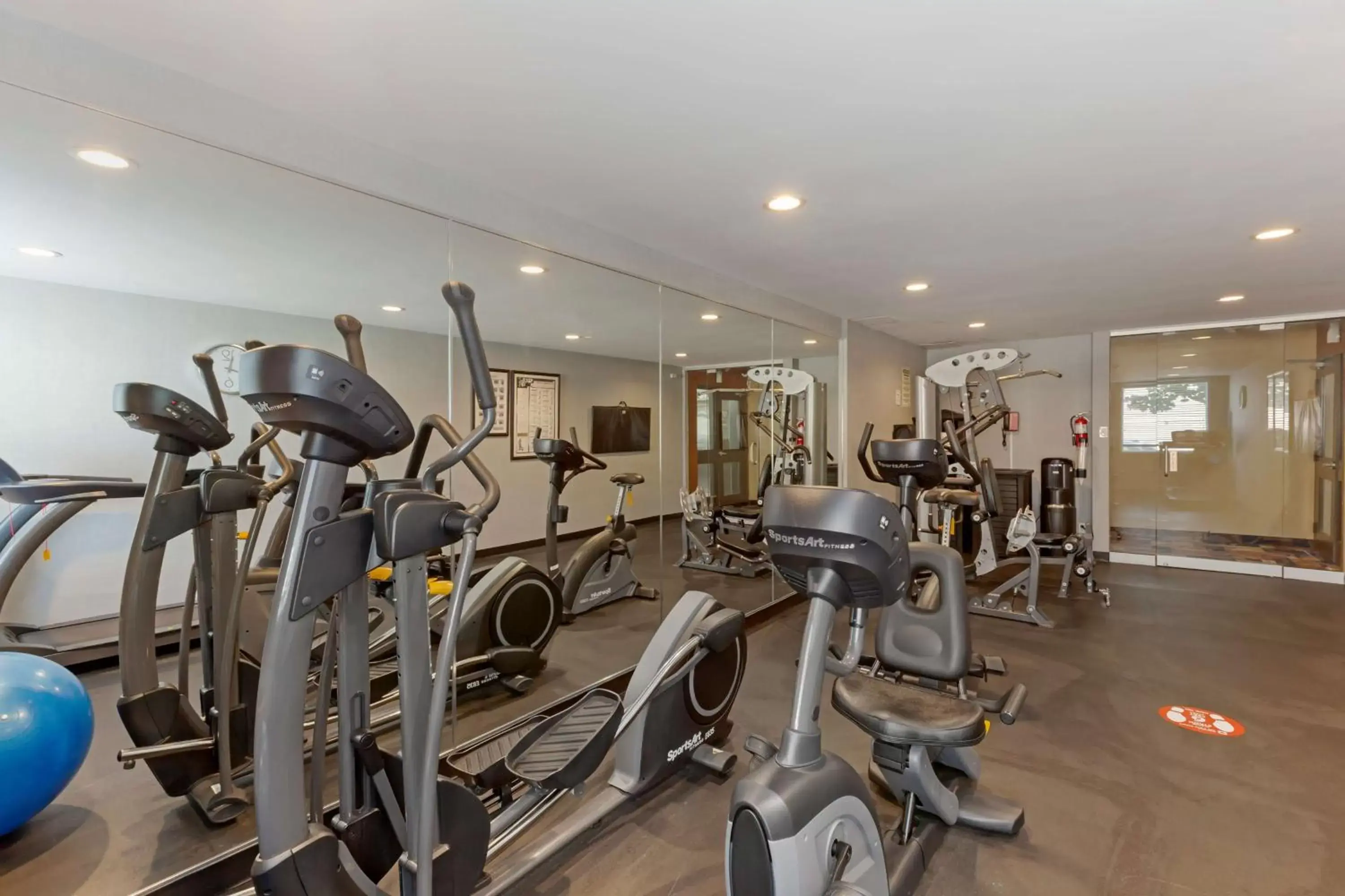 Spa and wellness centre/facilities, Fitness Center/Facilities in Best Western Plus Toronto Airport Hotel