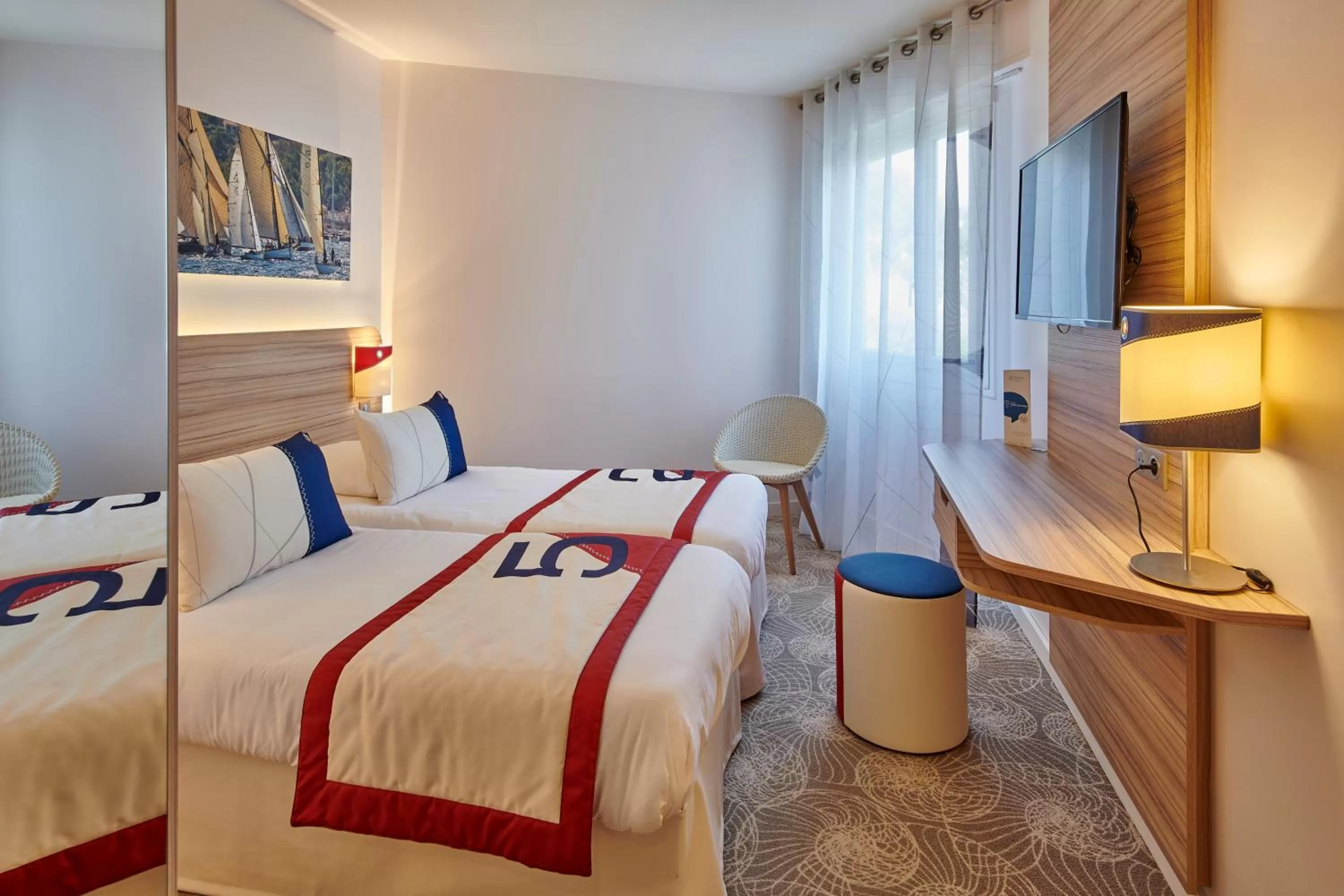 Bed in Hotel Club Le Plein Sud Vacances Bleues