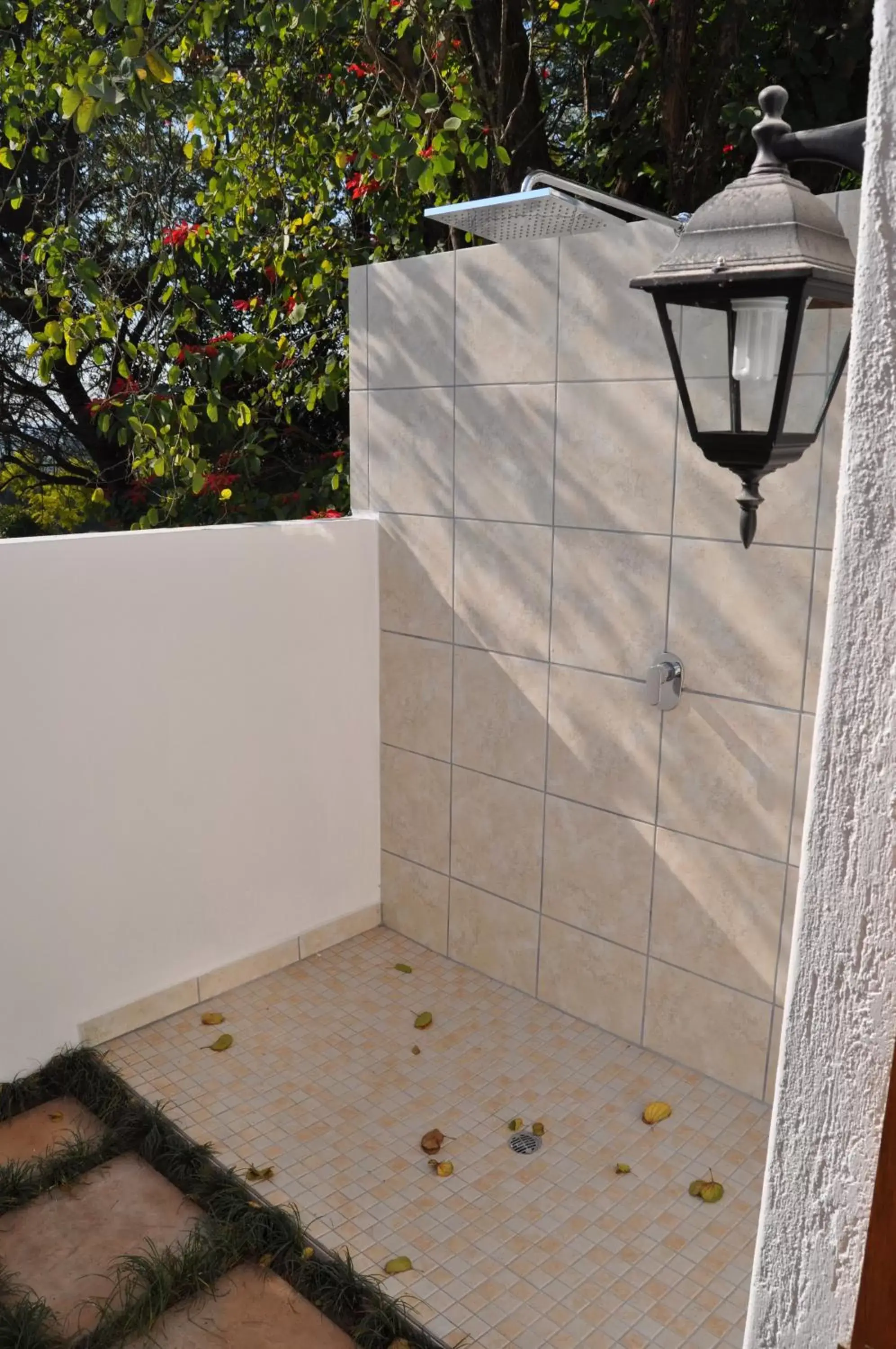 Shower in Nut Grove Manor Boutique Hotel