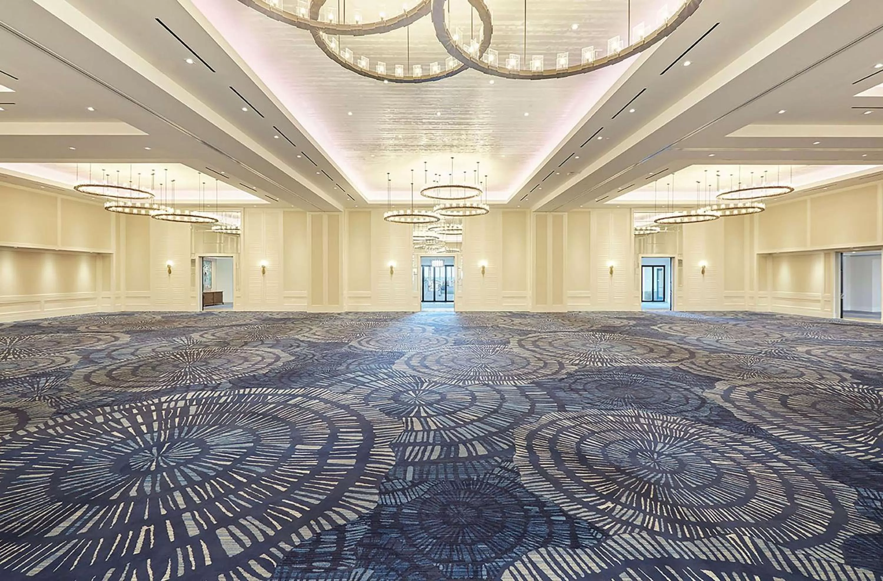 Meeting/conference room in The Waterfront Beach Resort, A Hilton Hotel