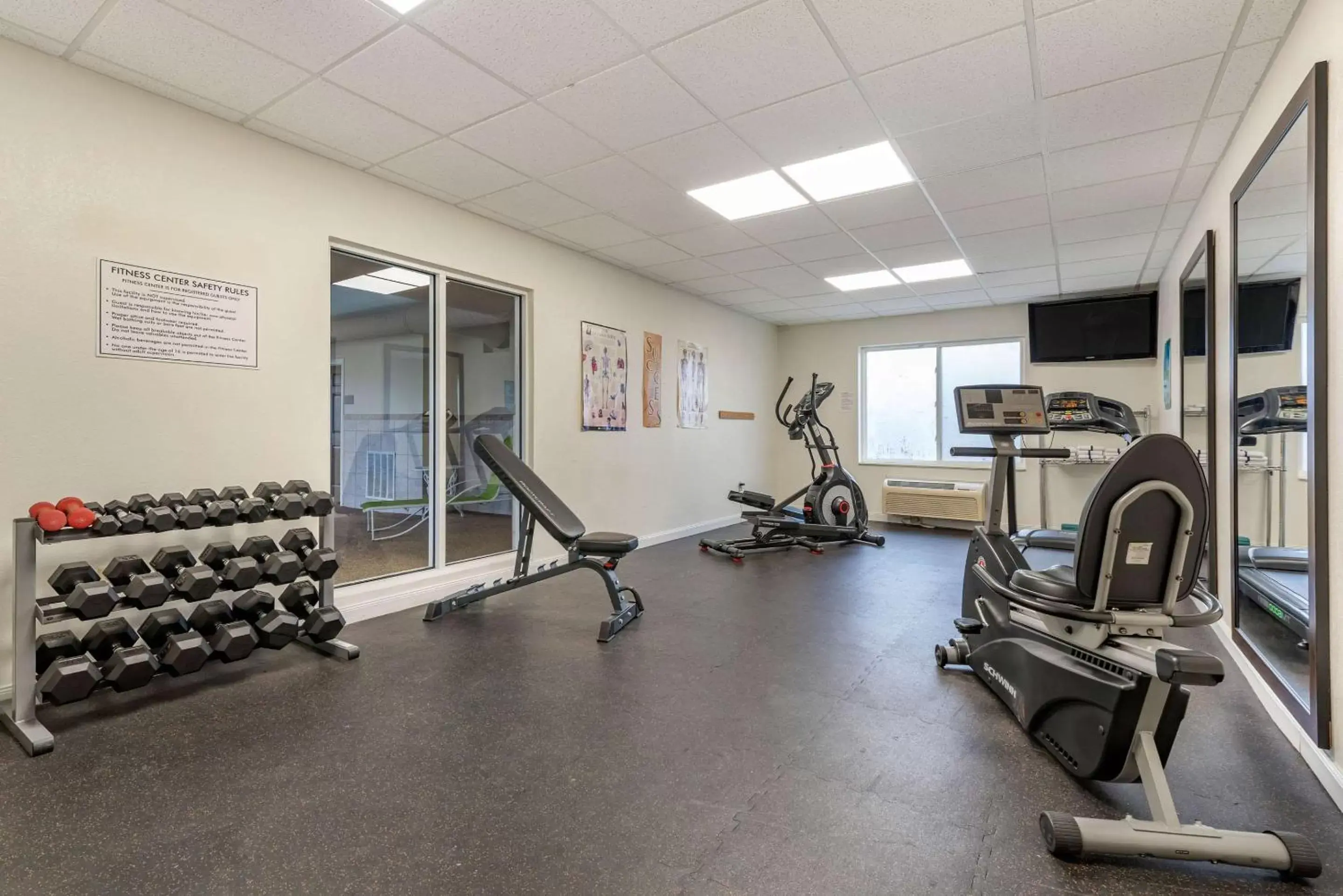 Fitness centre/facilities, Fitness Center/Facilities in Comfort Inn & Suites