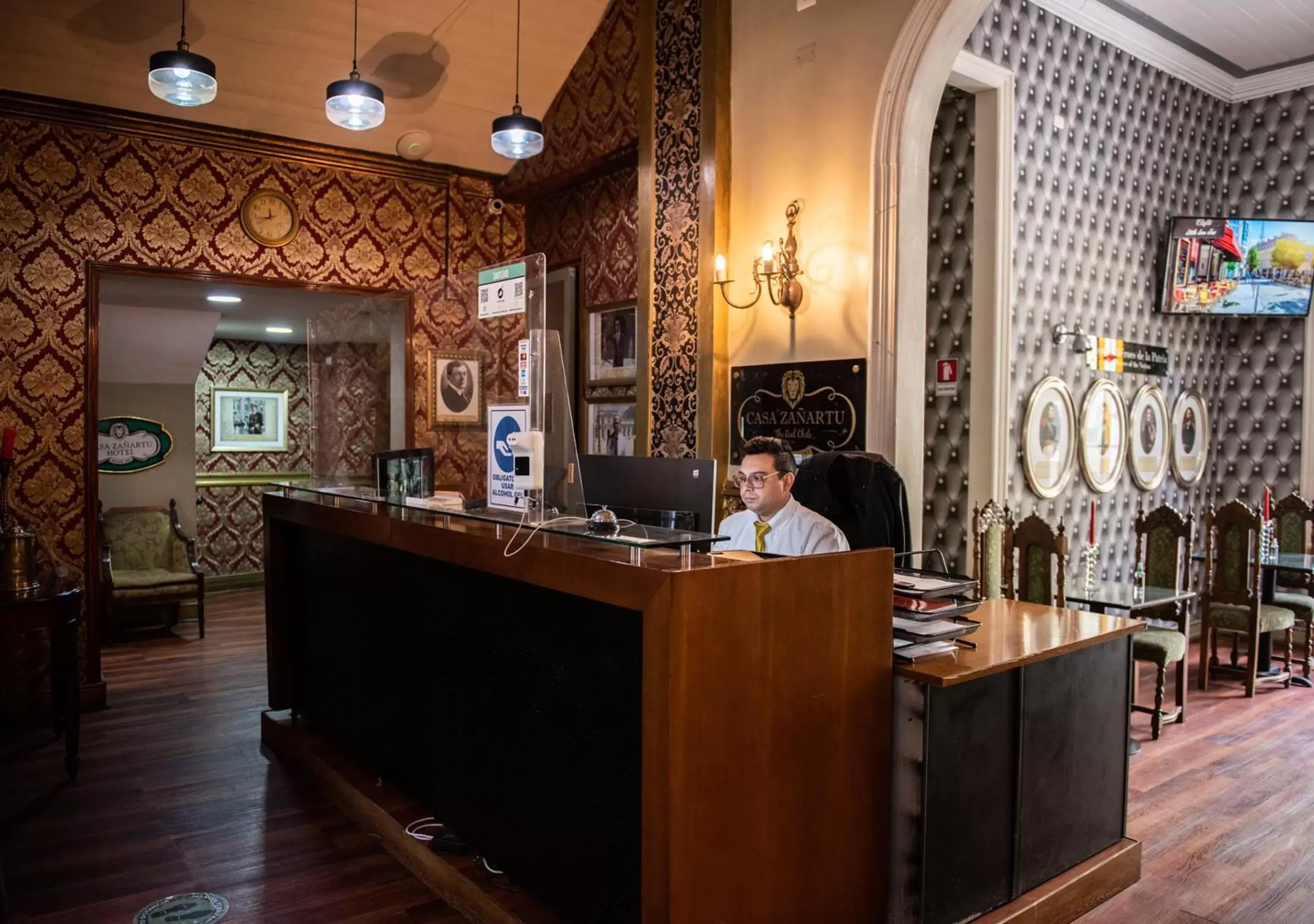 Lobby or reception in Hotel Casa Zañartu Lobby or reception in Hotel Casa Zañartu