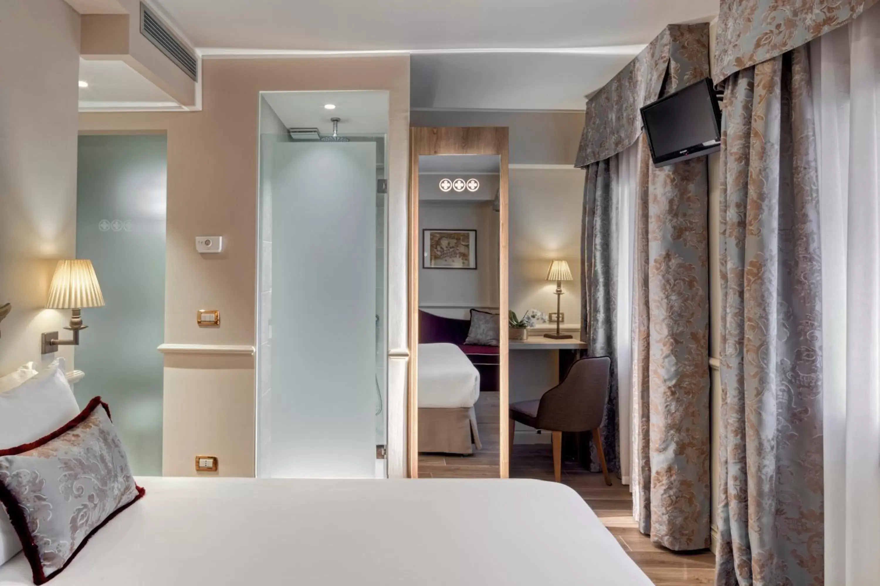 Bedroom, Bed in Hotel Nuovo Teson Bedroom, Bed in Hotel Nuovo Teson