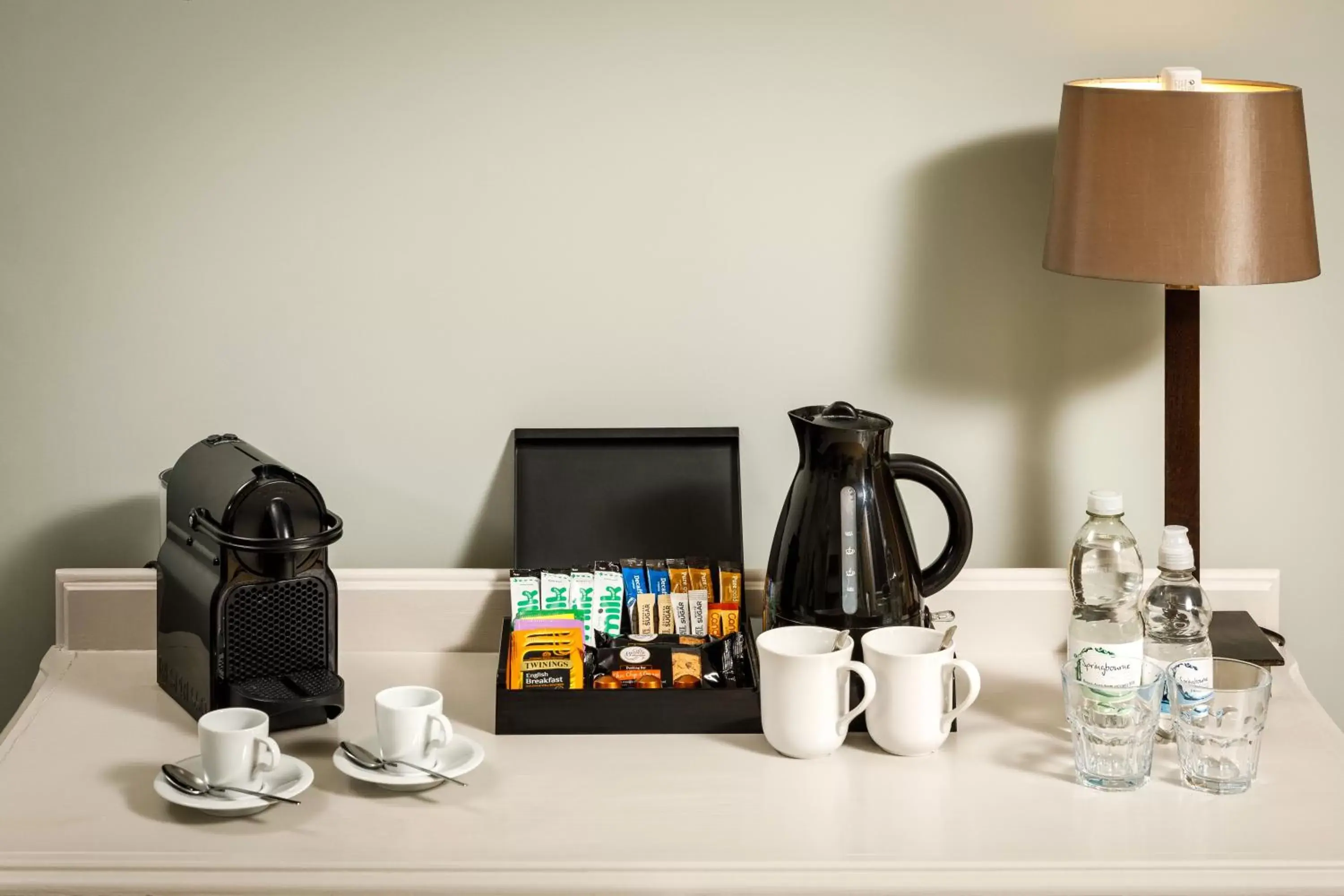 Coffee/tea facilities in Mercure Hull Grange Park Hotel