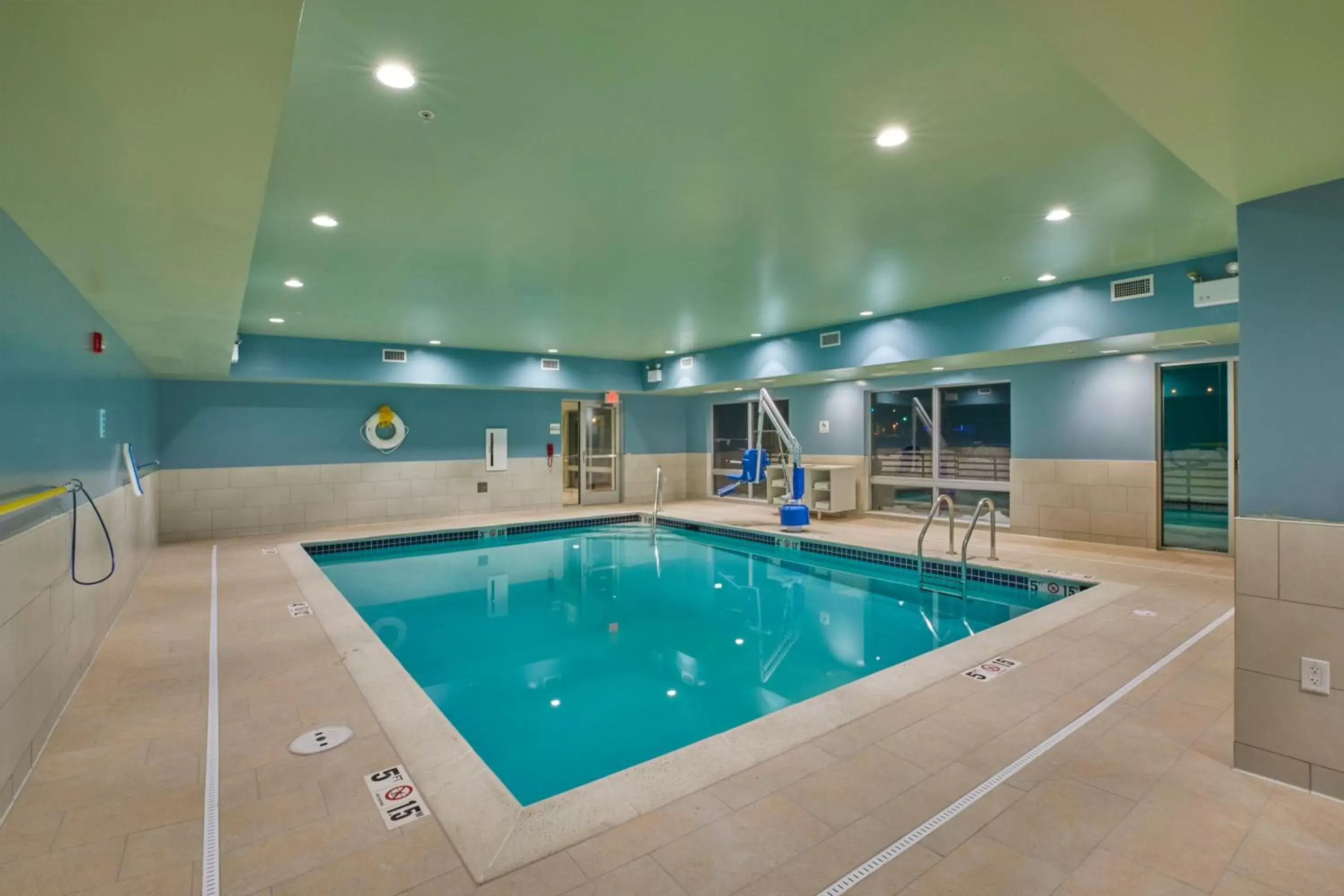 Swimming Pool in Holiday Inn Express & Suites - Hermiston Downtown, an IHG Hotel