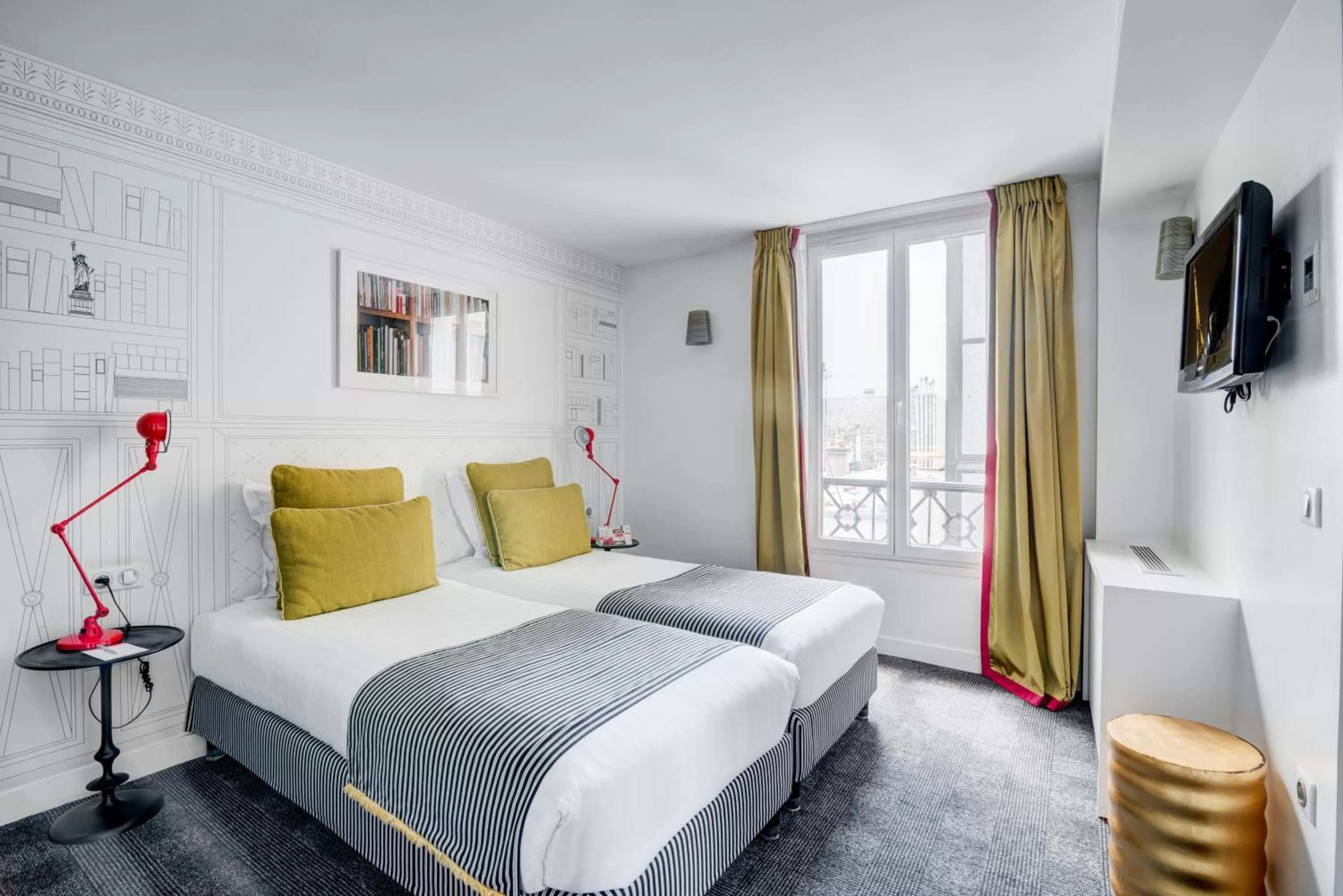 Bedroom, Bed in Hotel Joyce - Astotel