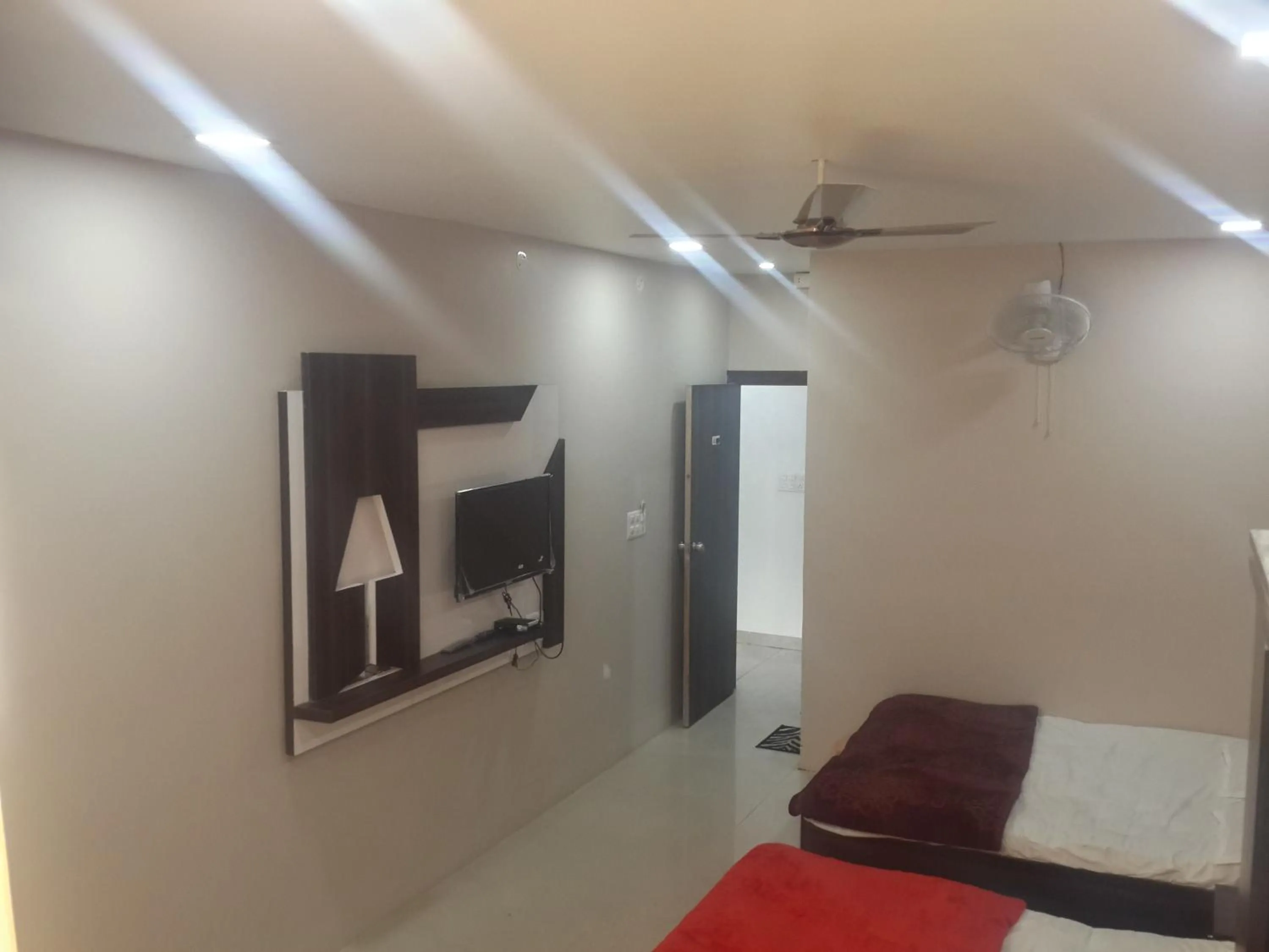 City view, Bed in Hotel Holiday Era Opposite Railway Station