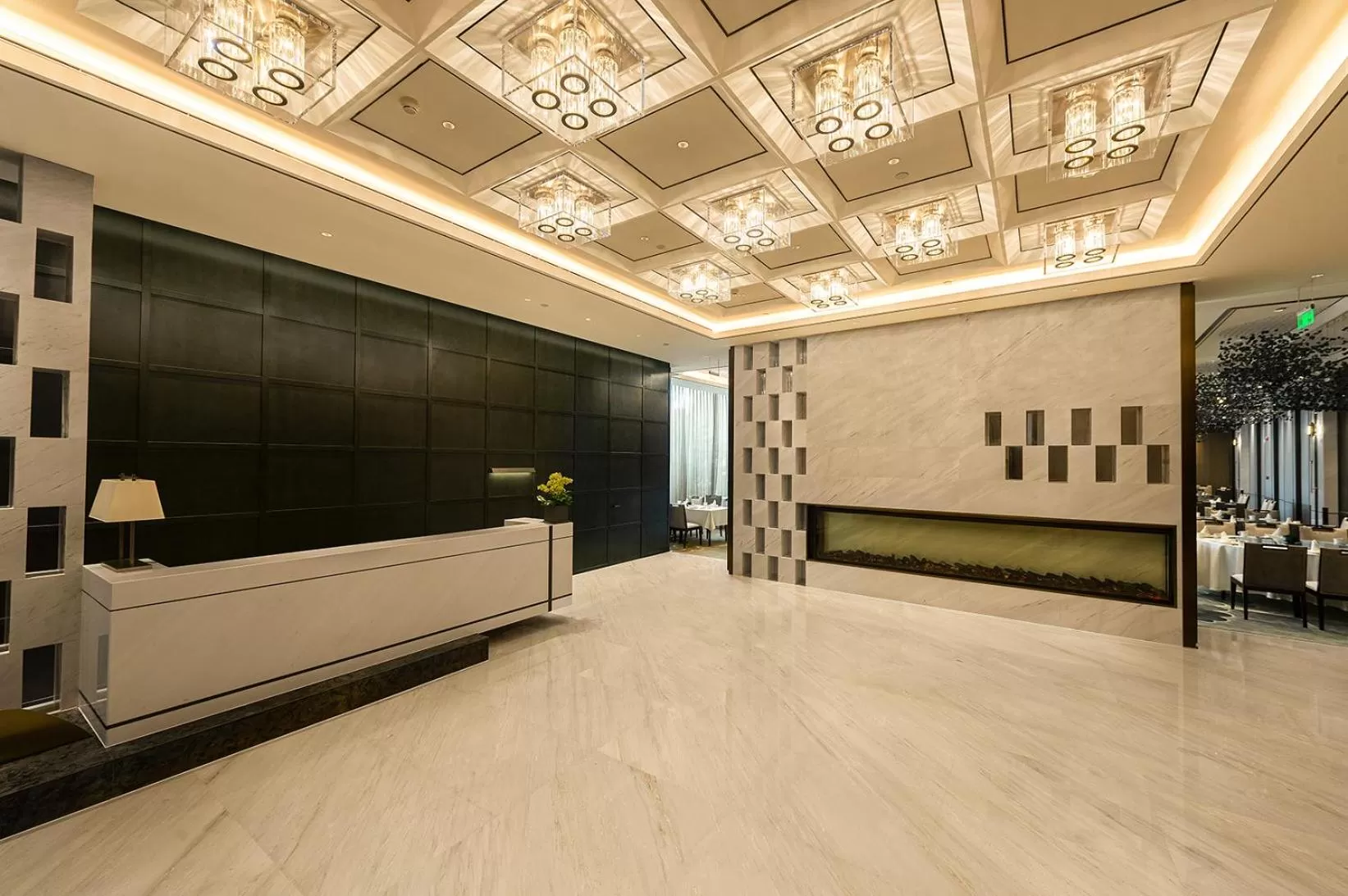 Restaurant/places to eat in Wyndham Qingdao l Free Fixed-Time Shuttle Service Between Hotel and Airport & North Railway Station l Outdoor Children's Amusement Park l 1-Hour Play Snooker or Table Tennis