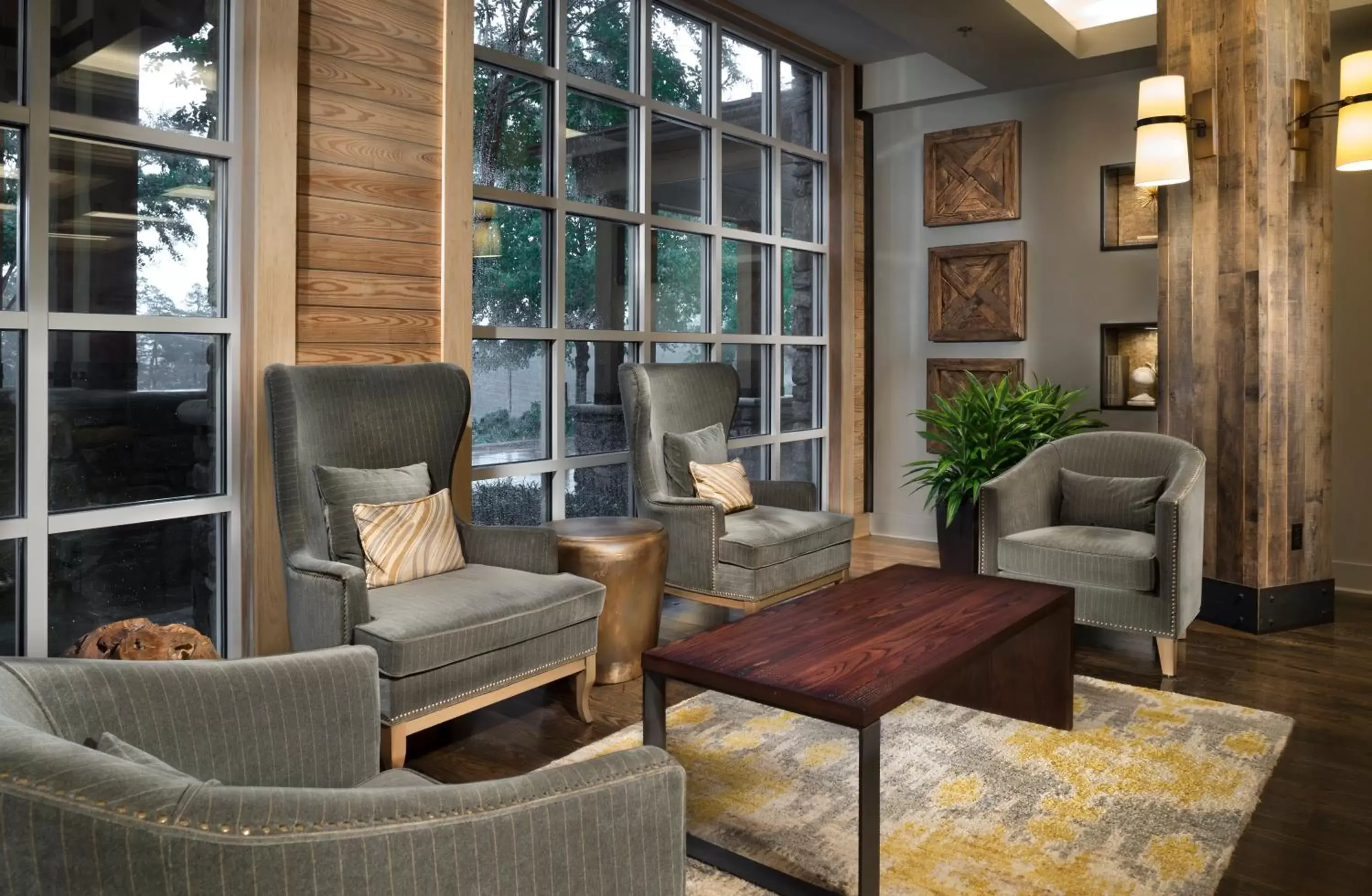 Property building, Seating Area in Crowne Plaza Resort Asheville, an IHG Hotel