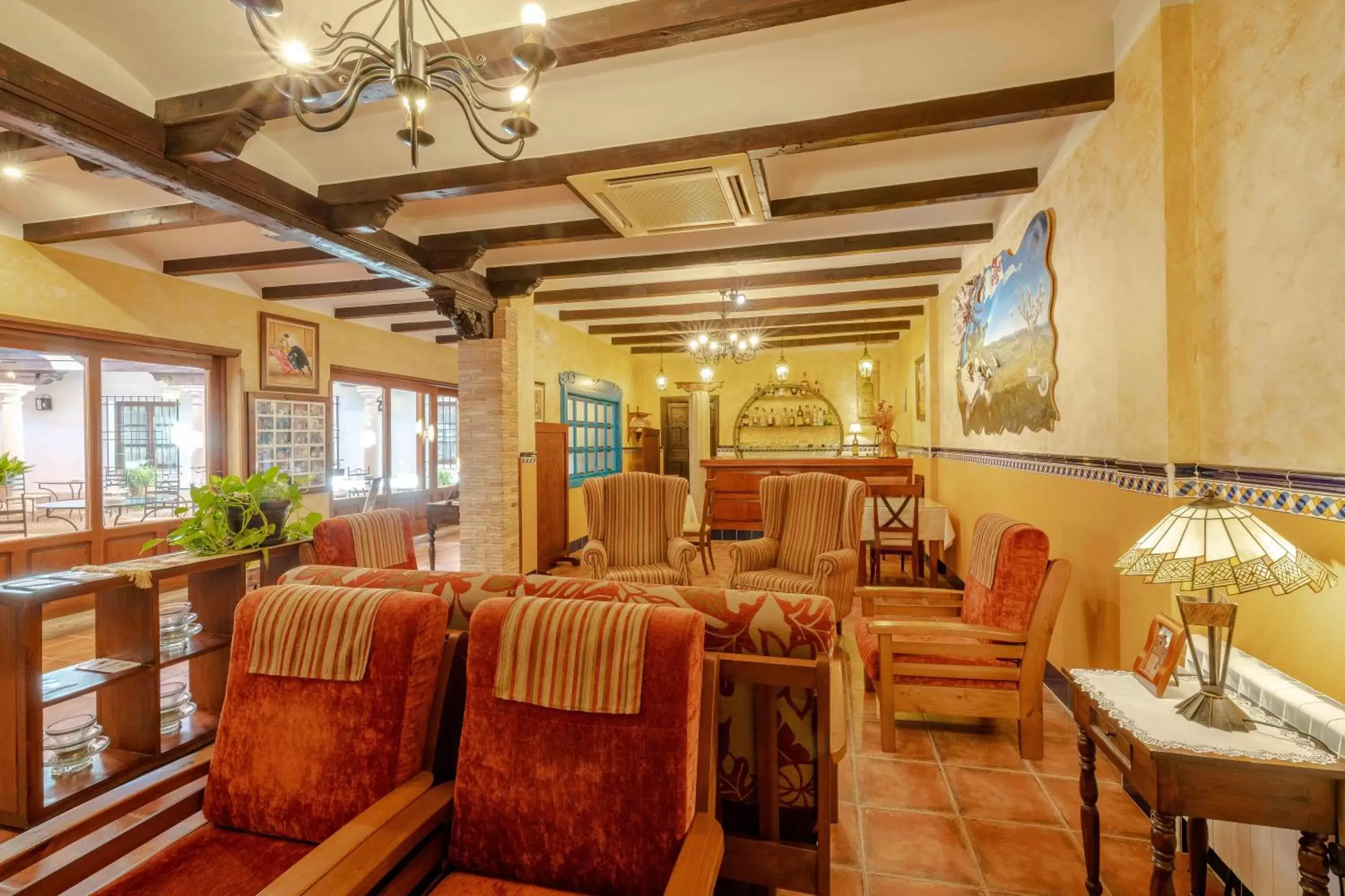 Restaurant/Places to Eat in Hotel Retiro del Maestre