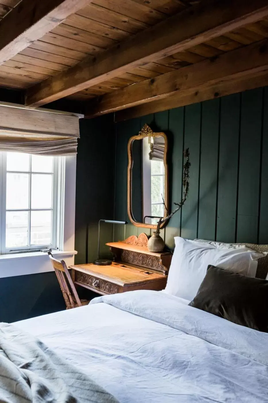 Queen Room with Garden View in Venice Beach House Queen Room with Garden View in Venice Beach House