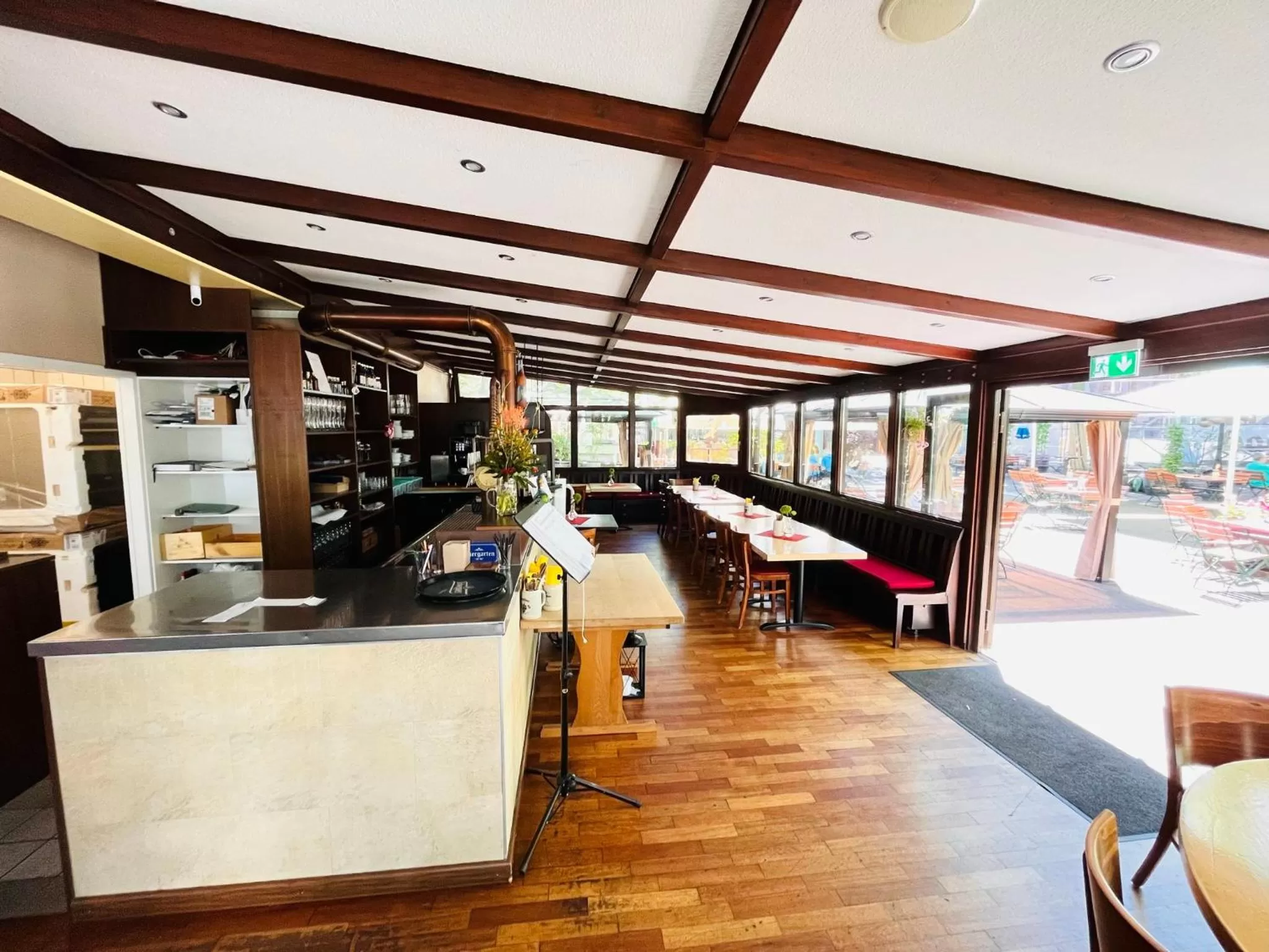 Restaurant/places to eat in Hotel Hoepfner Burghof