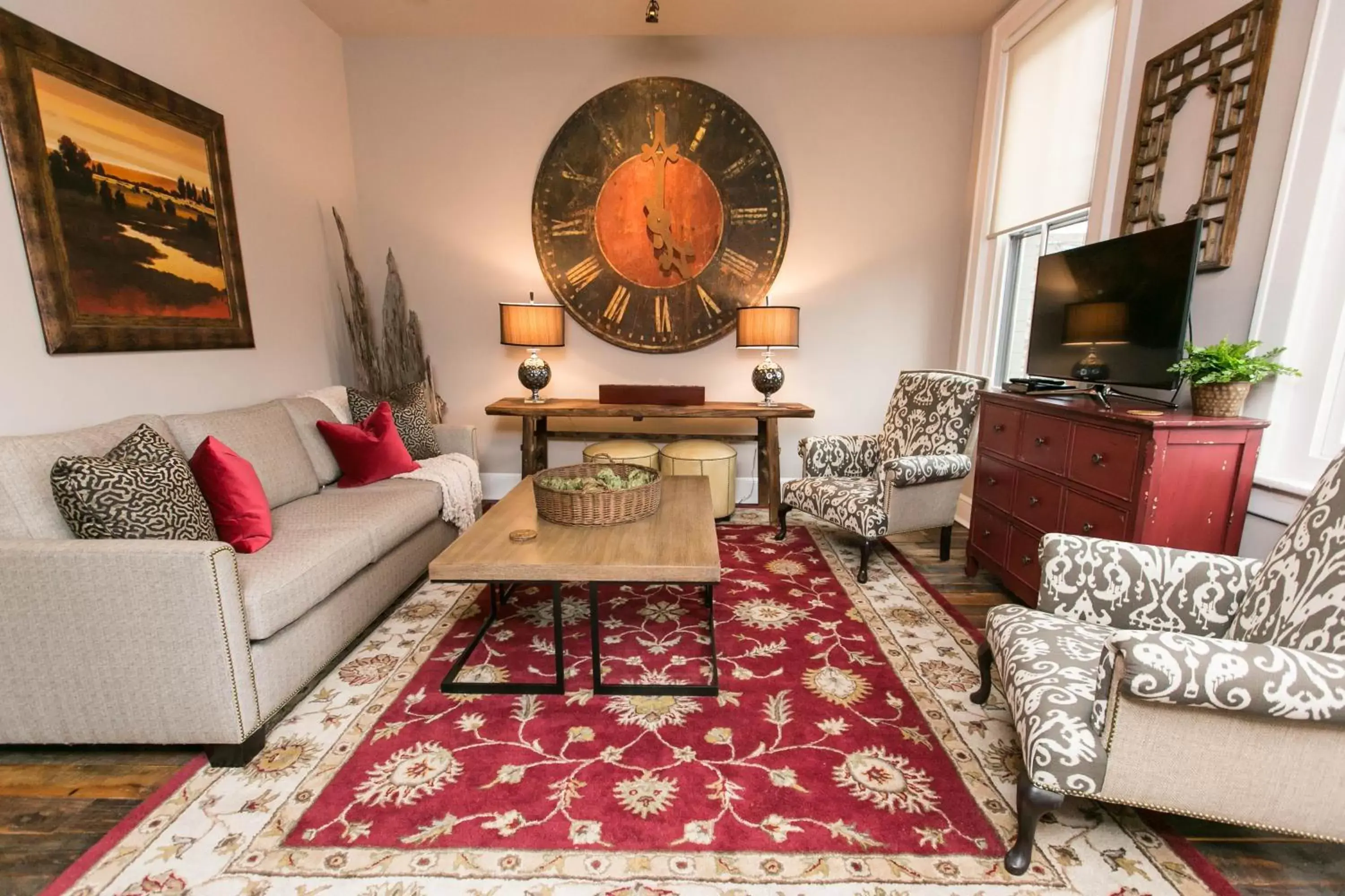 Living room, Seating Area in The Windsor - Asheville