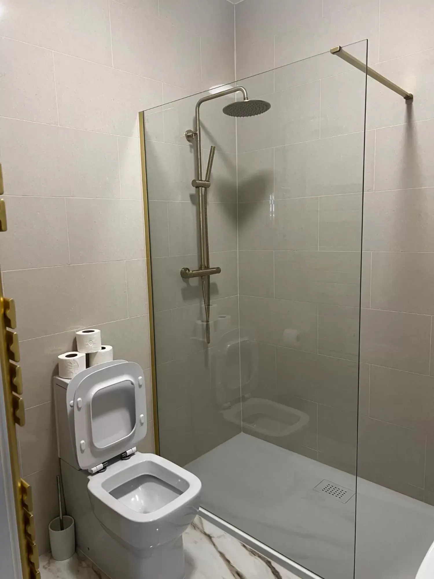 Bathroom in Fletcher Apartments