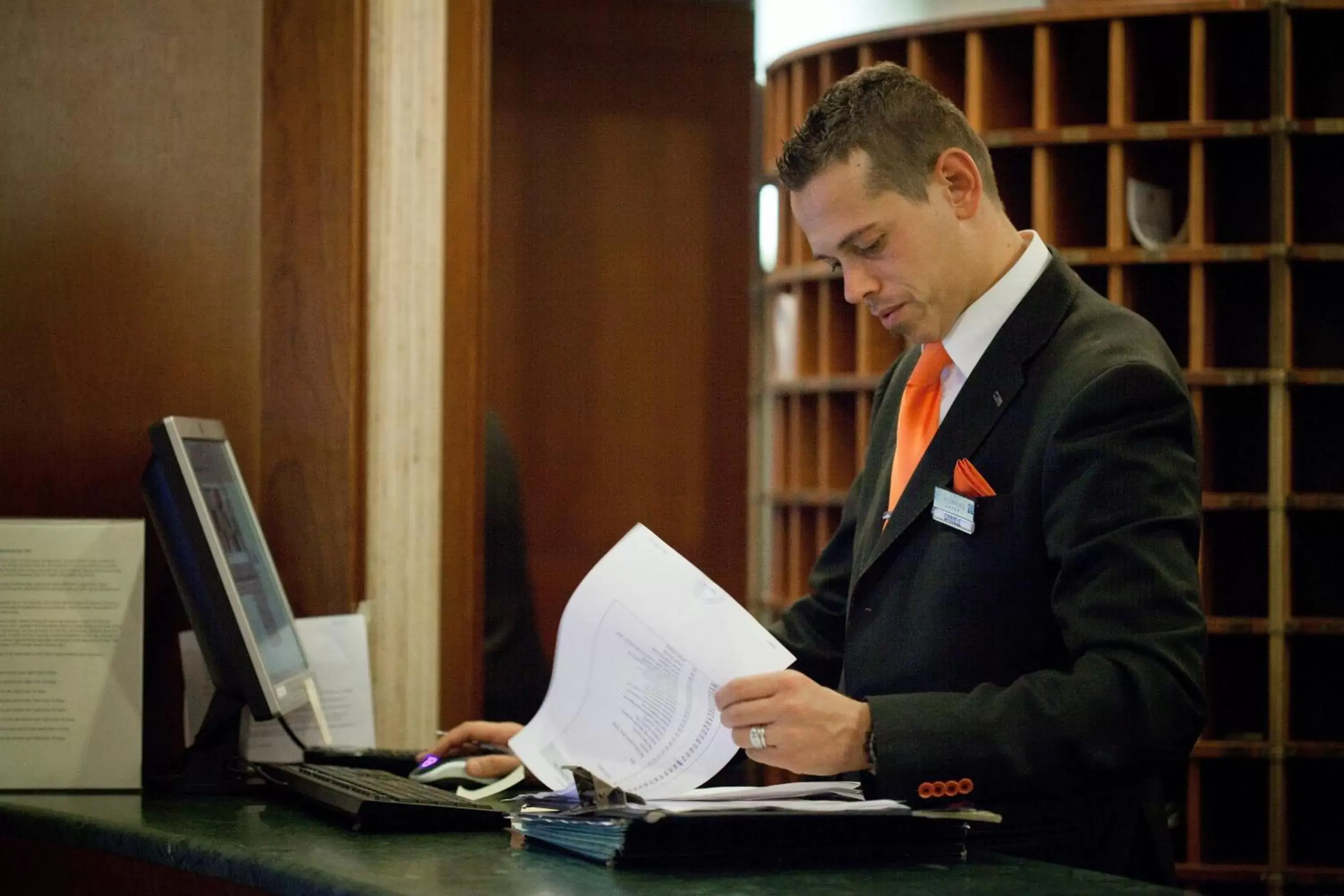 Staff in iH Hotels Roma Cicerone