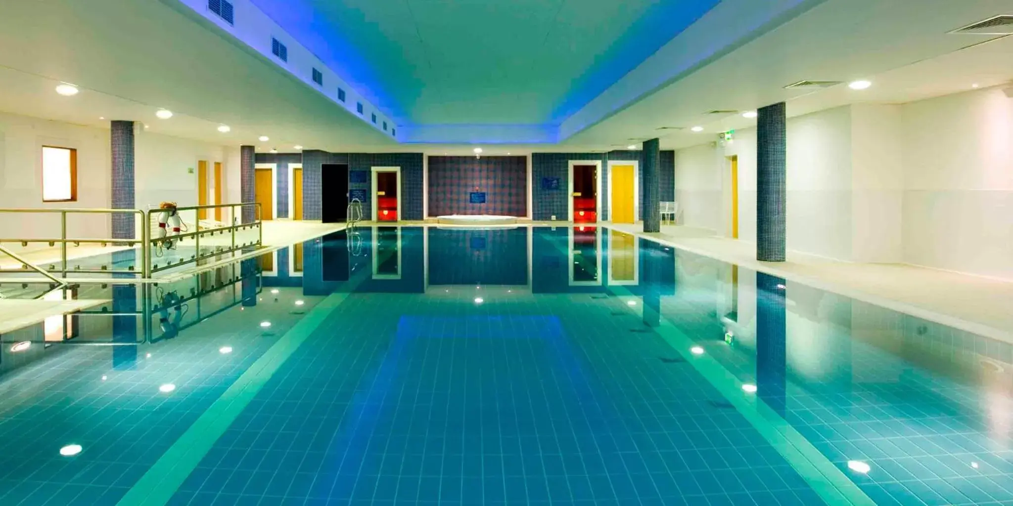 Swimming Pool in Maldron Hotel & Leisure Centre Limerick