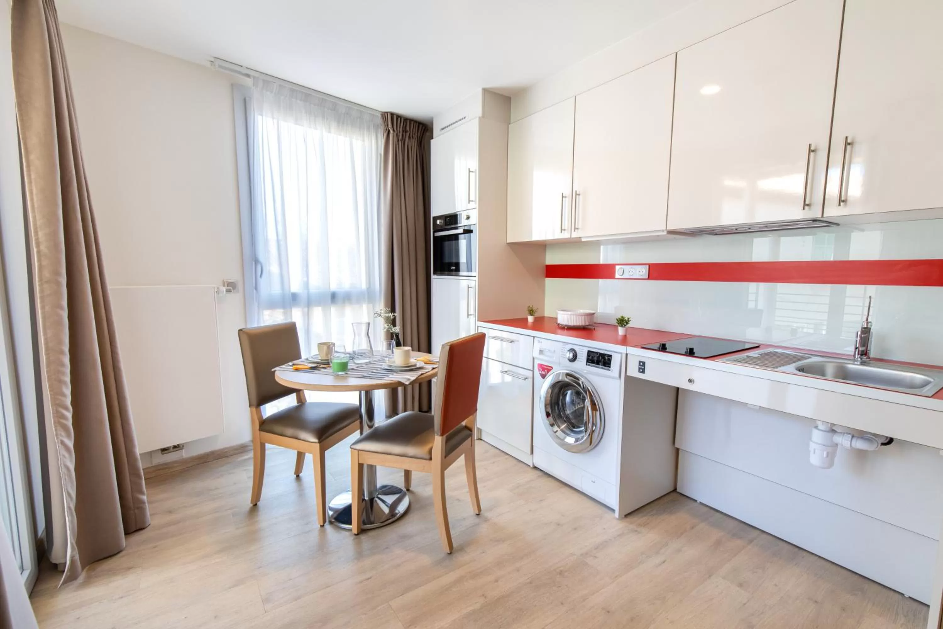 Kitchen or kitchenette in ZENAO Fréjus