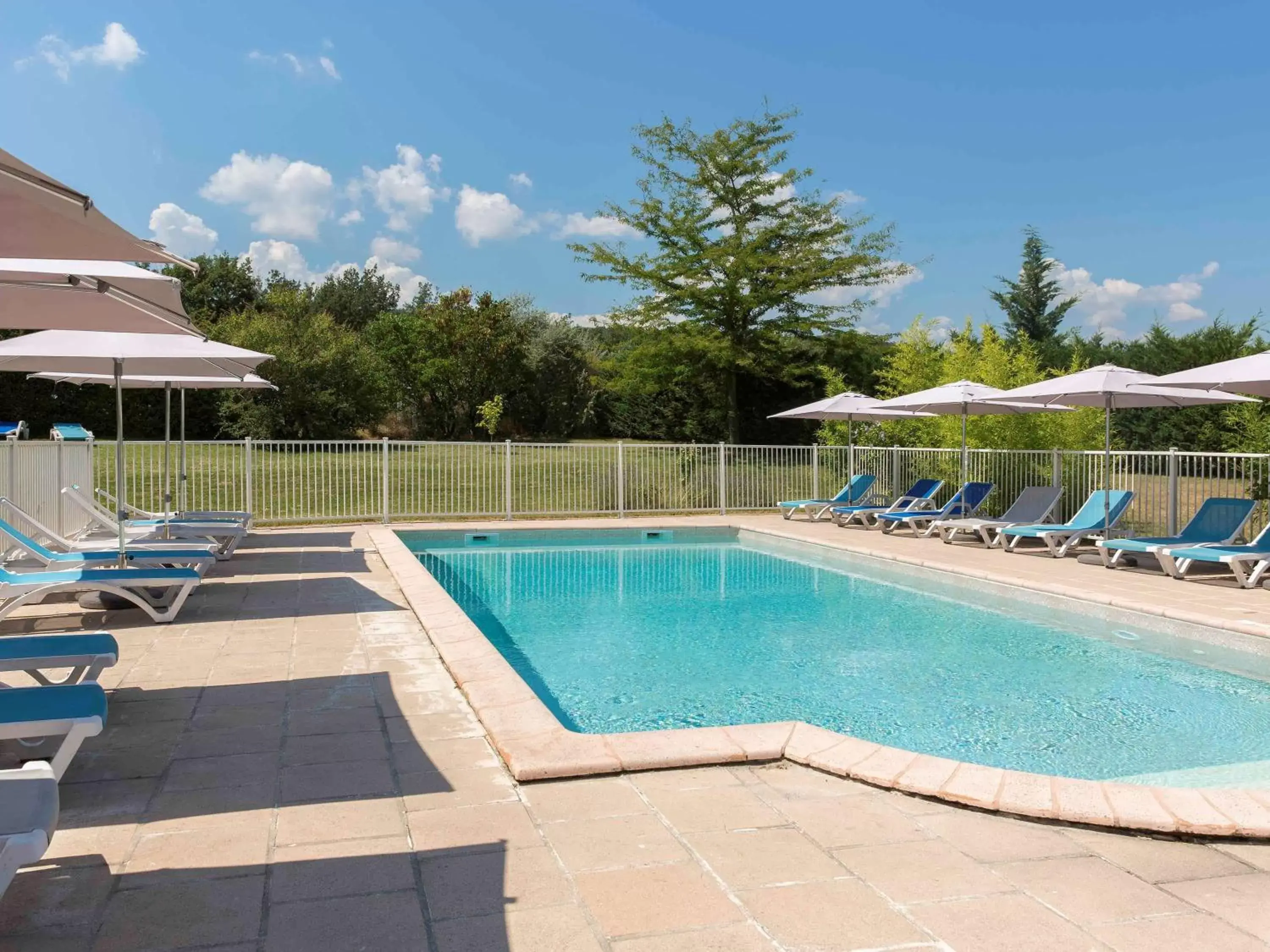 Other, Swimming Pool in Ibis Budget Sisteron