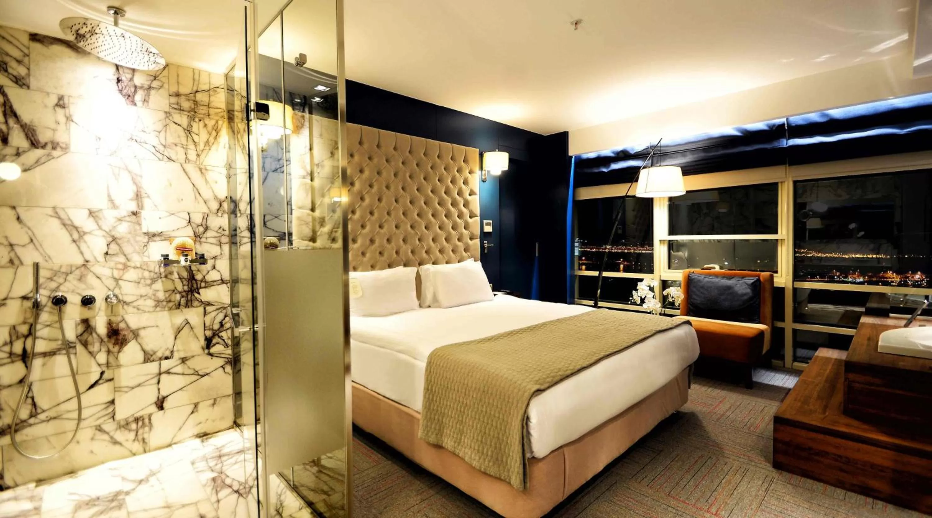 Photo of the whole room in Ramada Encore by Wyndham Izmir