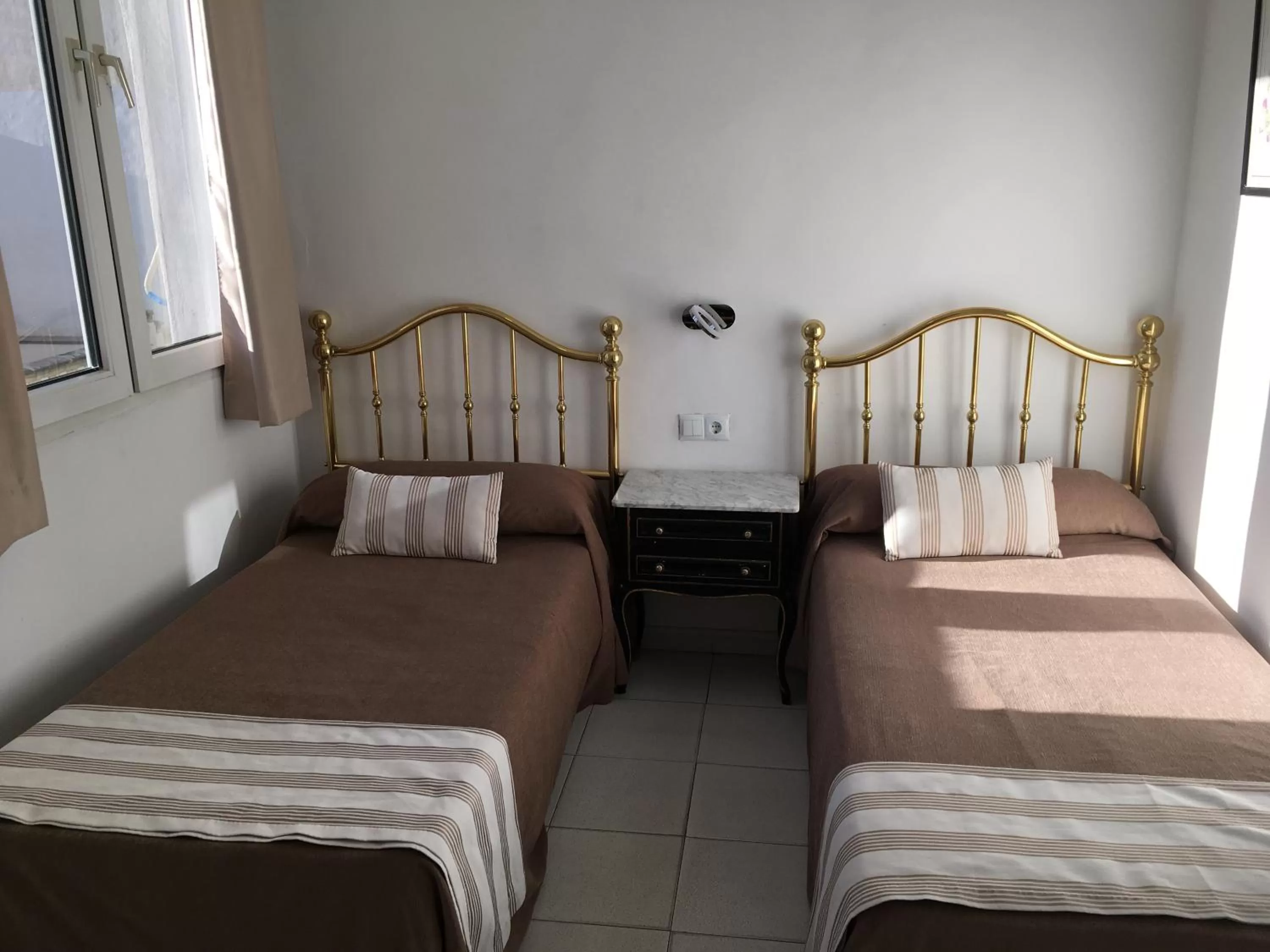 Bedroom, Bed in Hotel Marítimo Urban