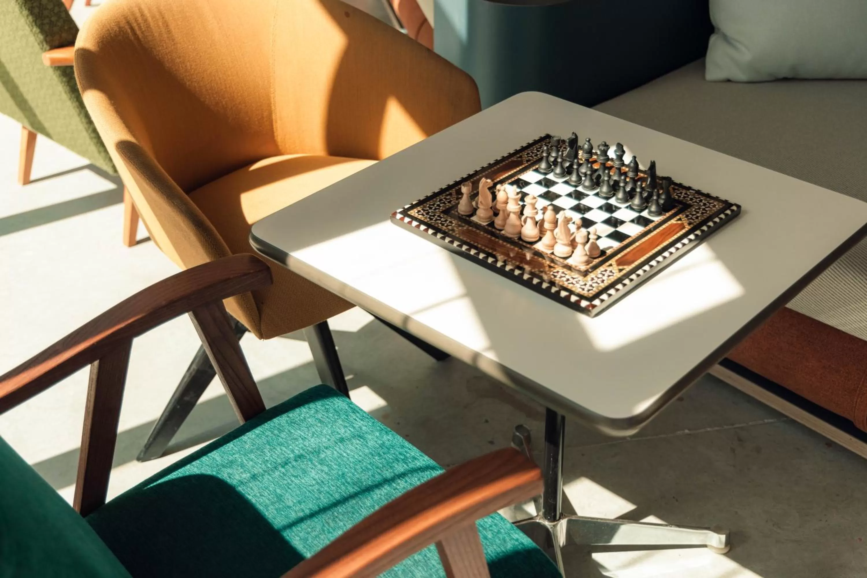 Living room in greet Hotel La Rochelle Centre