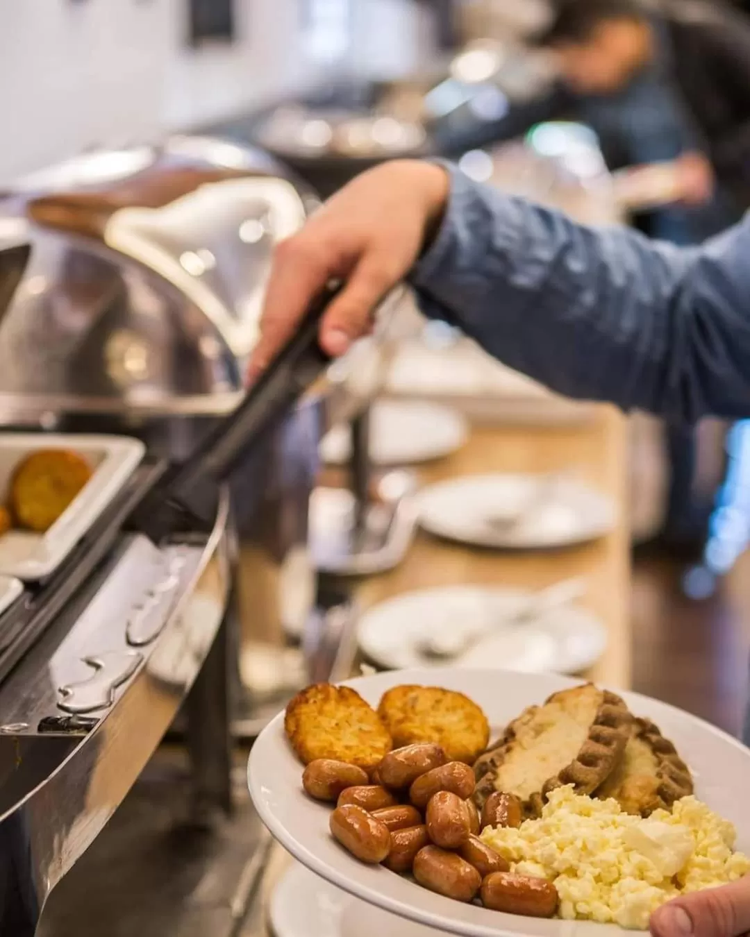 Buffet breakfast in Finlandia Park Hotel Helsinki