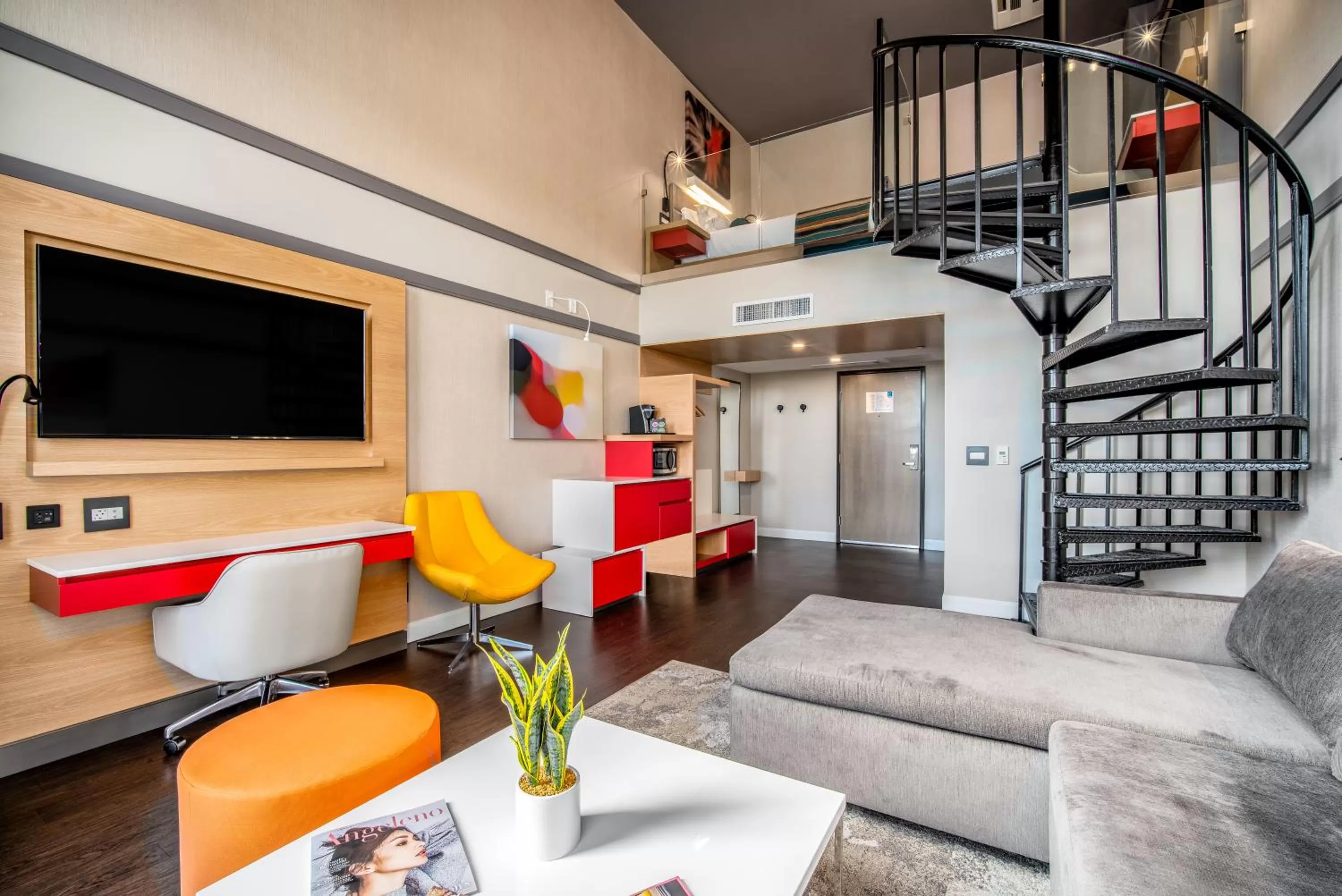 Living room in Century Park Hotel LA