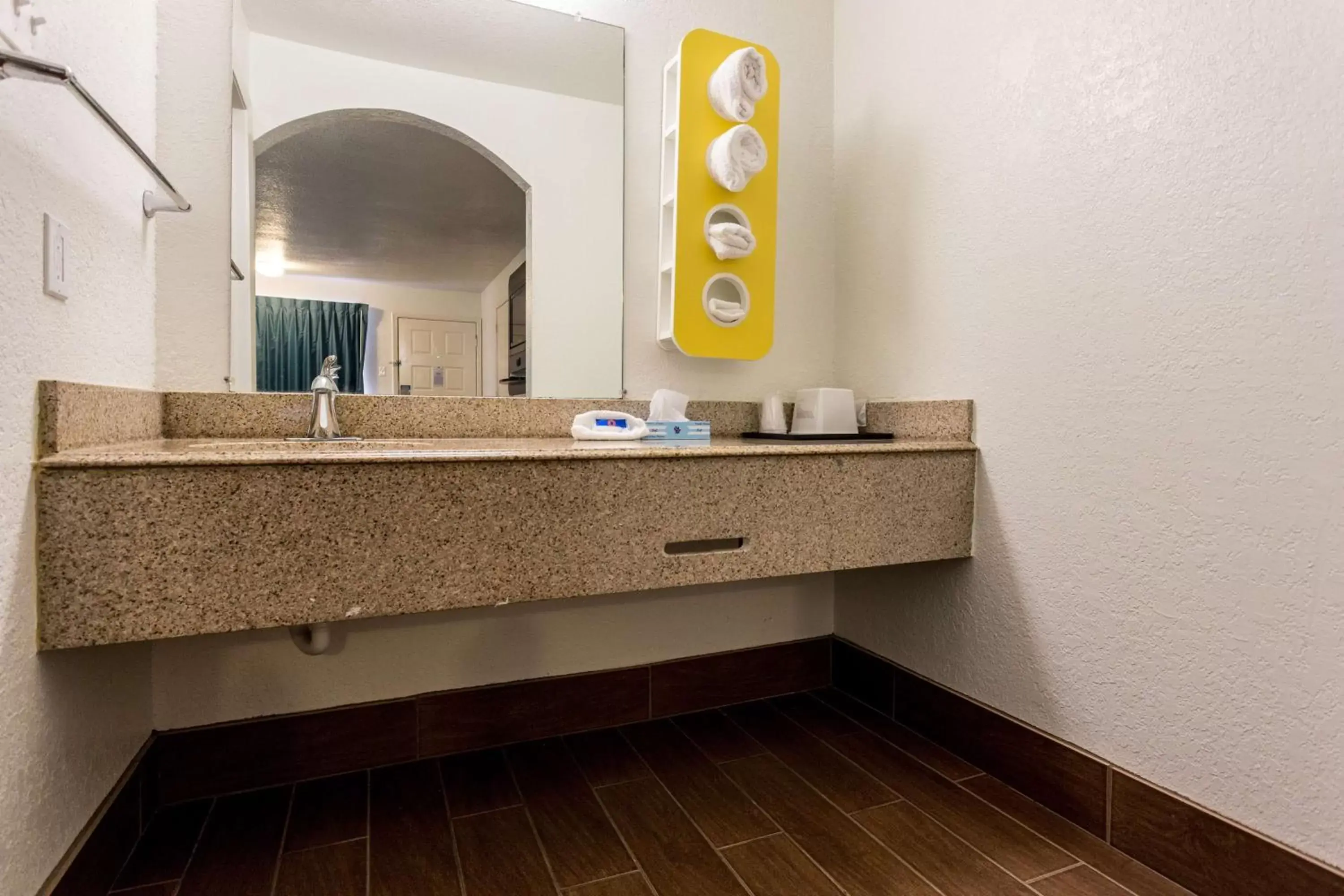 Photo of the whole room, Bathroom in Motel 6-Bryan, TX - College Station