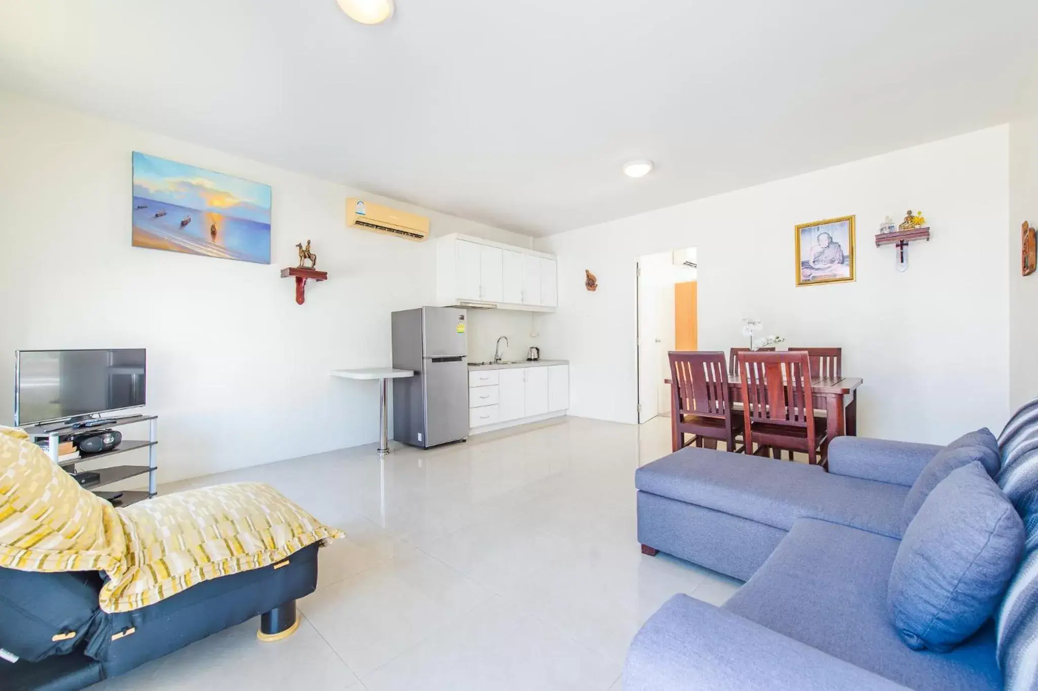 Living room, Seating Area in The Beach Village Resort