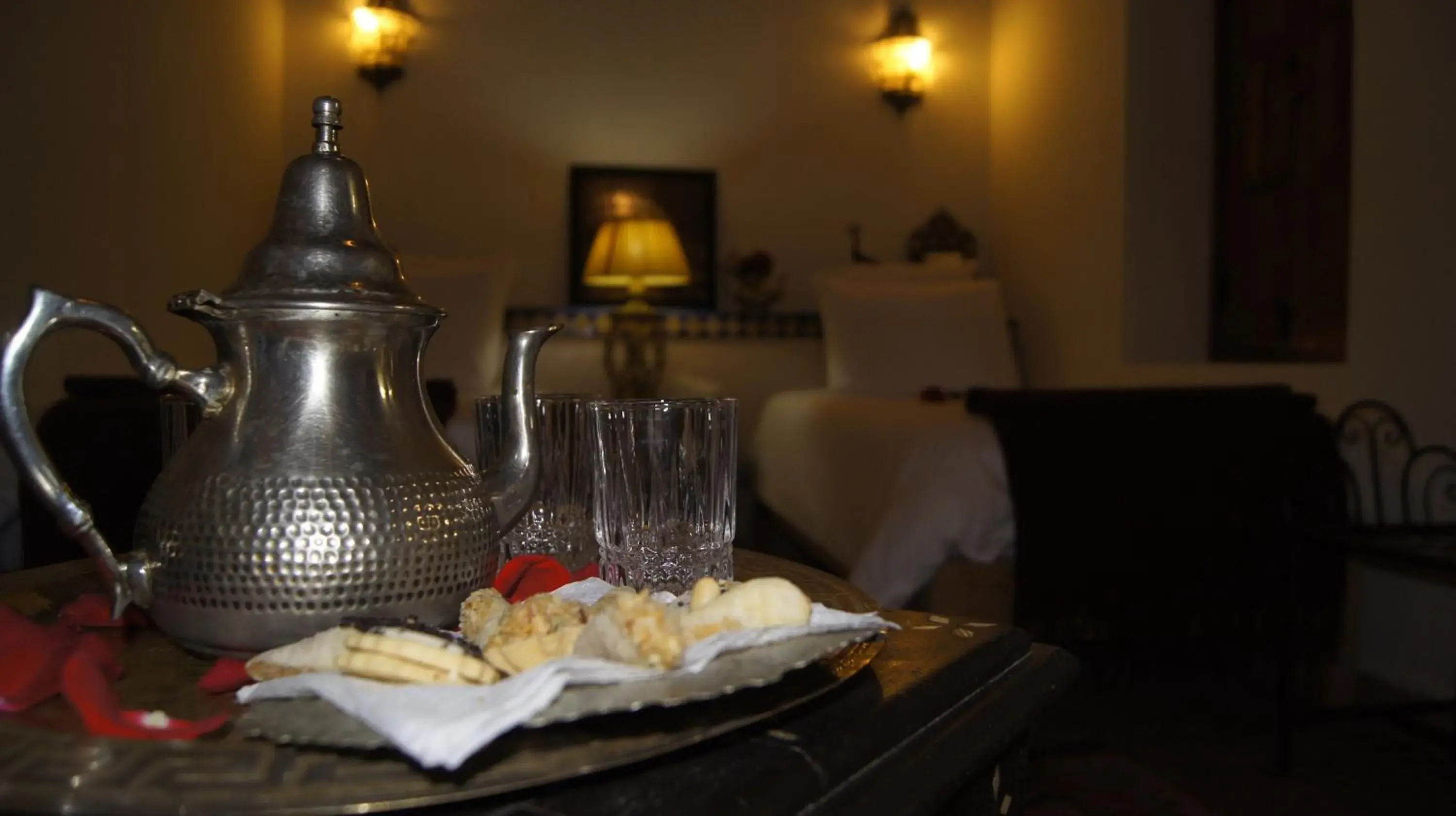 Food and drinks in Riad Les Trois Palmiers El Bacha